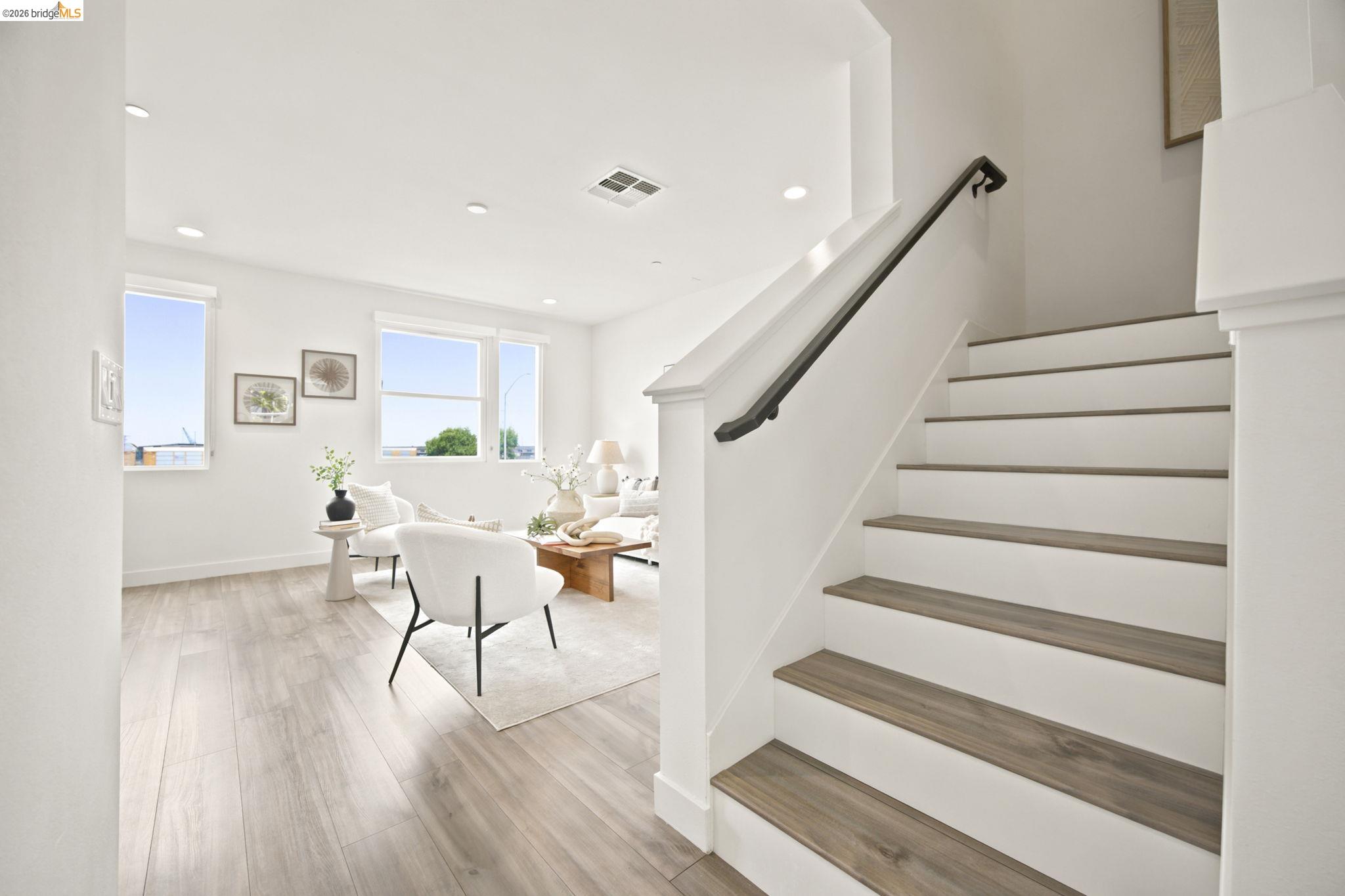 1355 Pullman Way