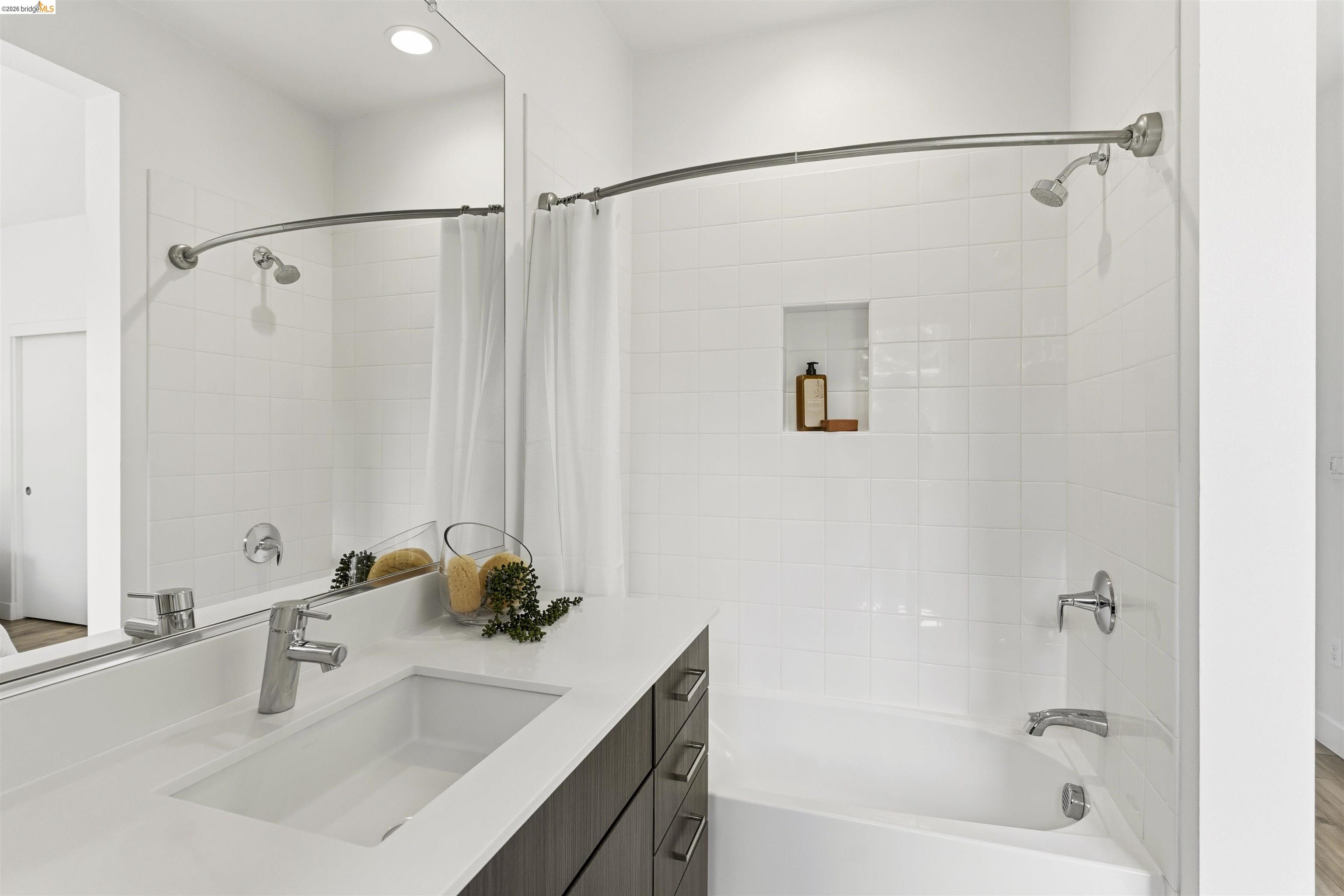 1355 Pullman Way