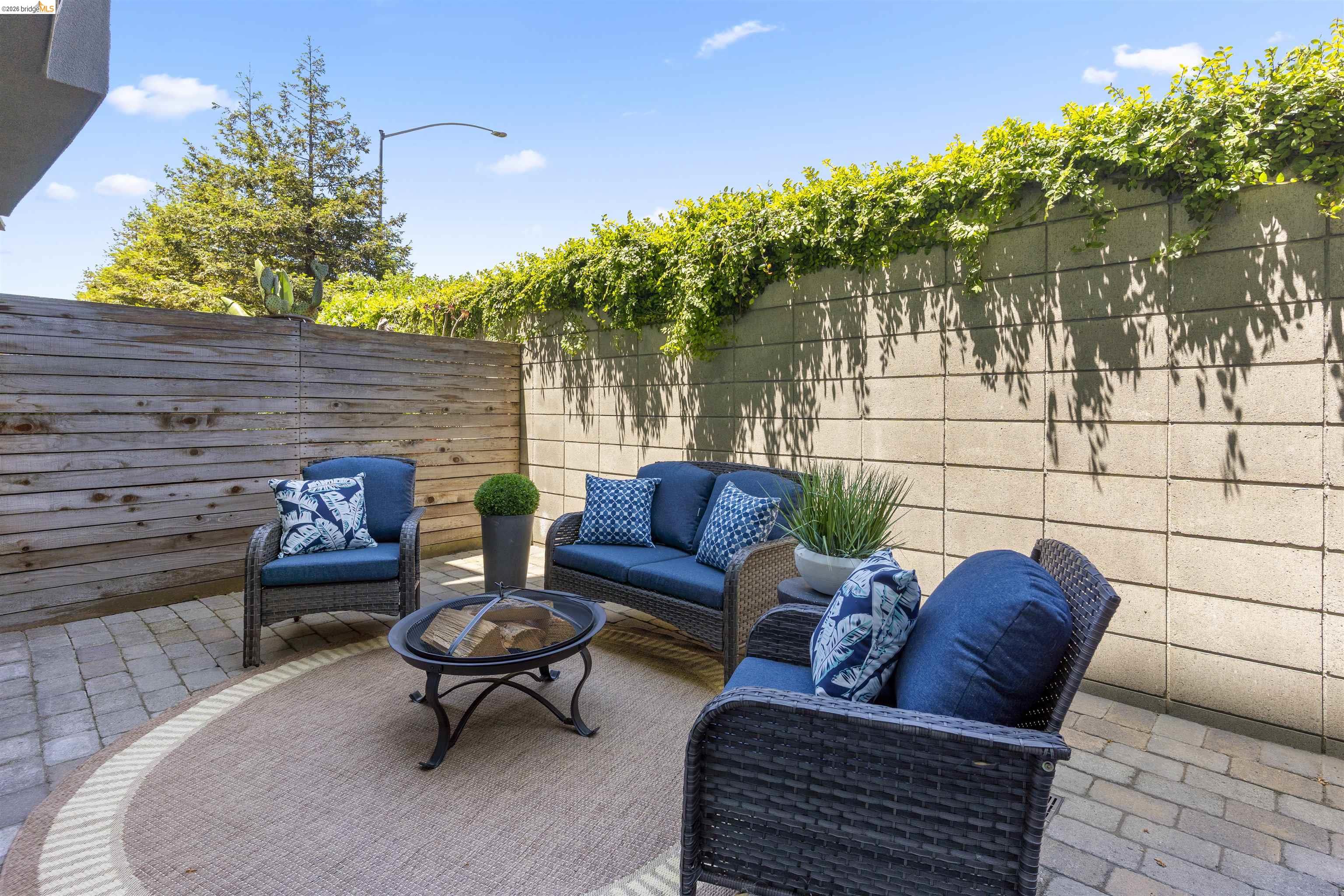 1355 Pullman Way