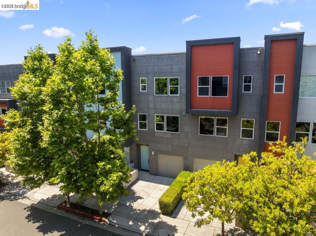 1355 Pullman Way