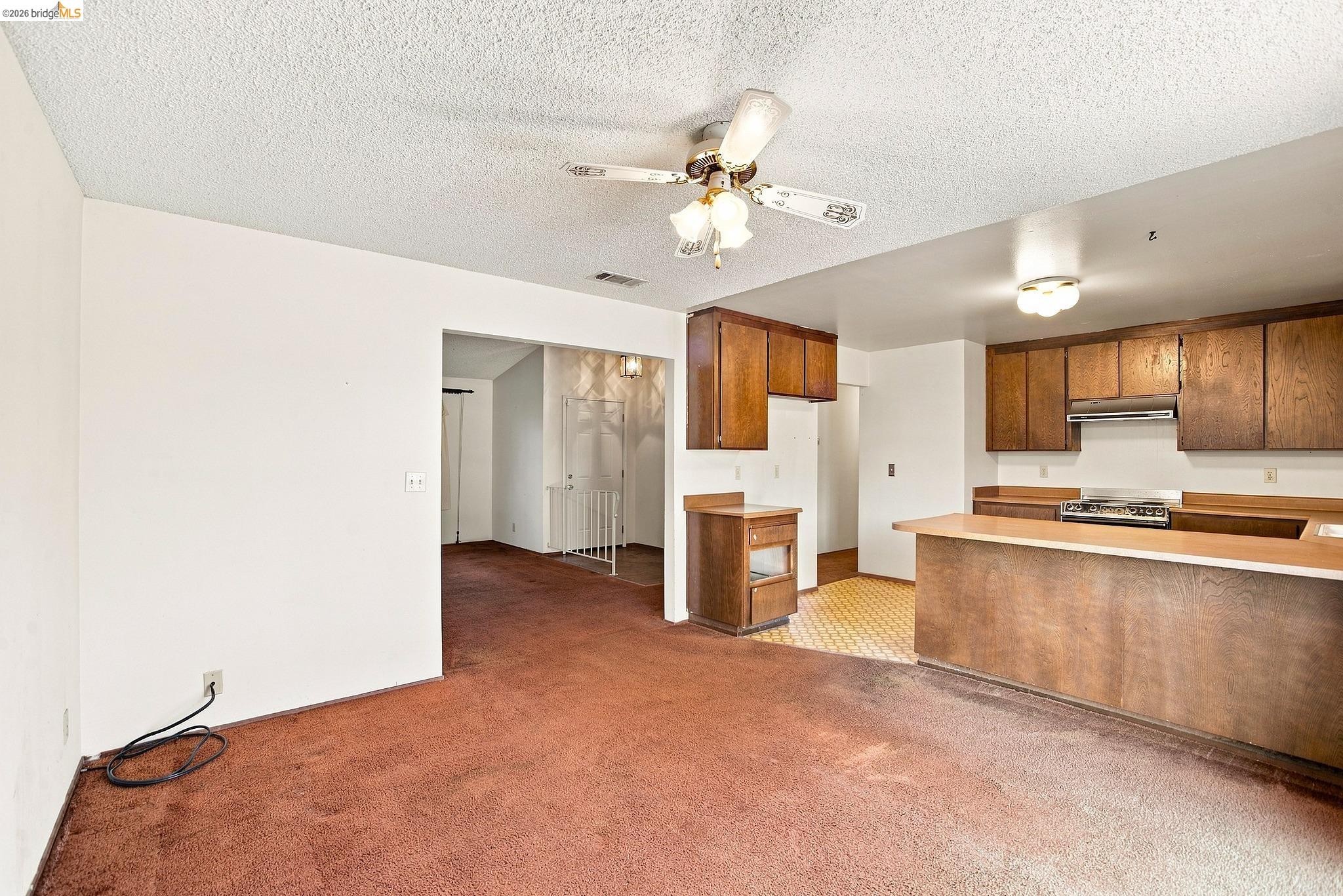 280 Pamela Ct