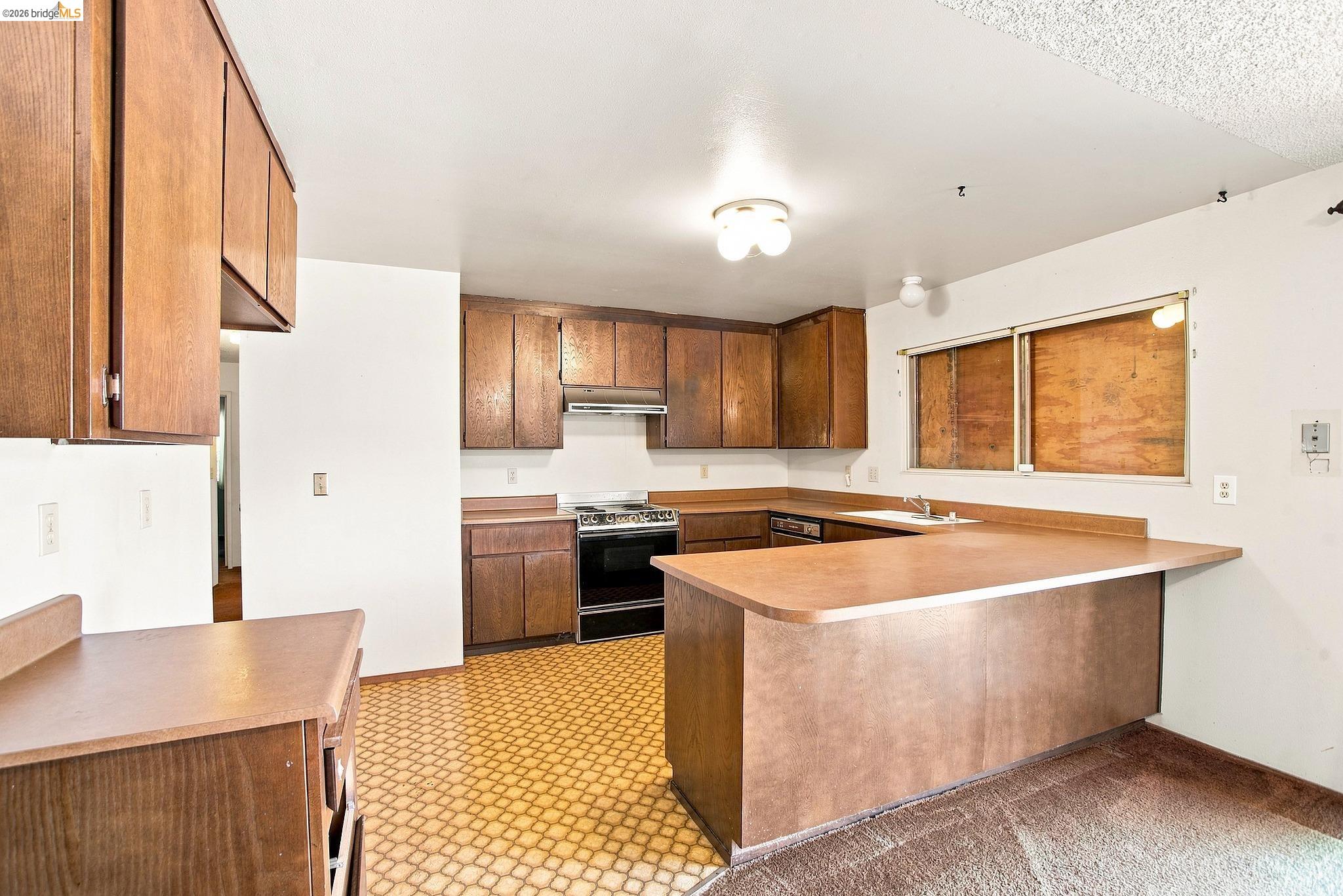 280 Pamela Ct