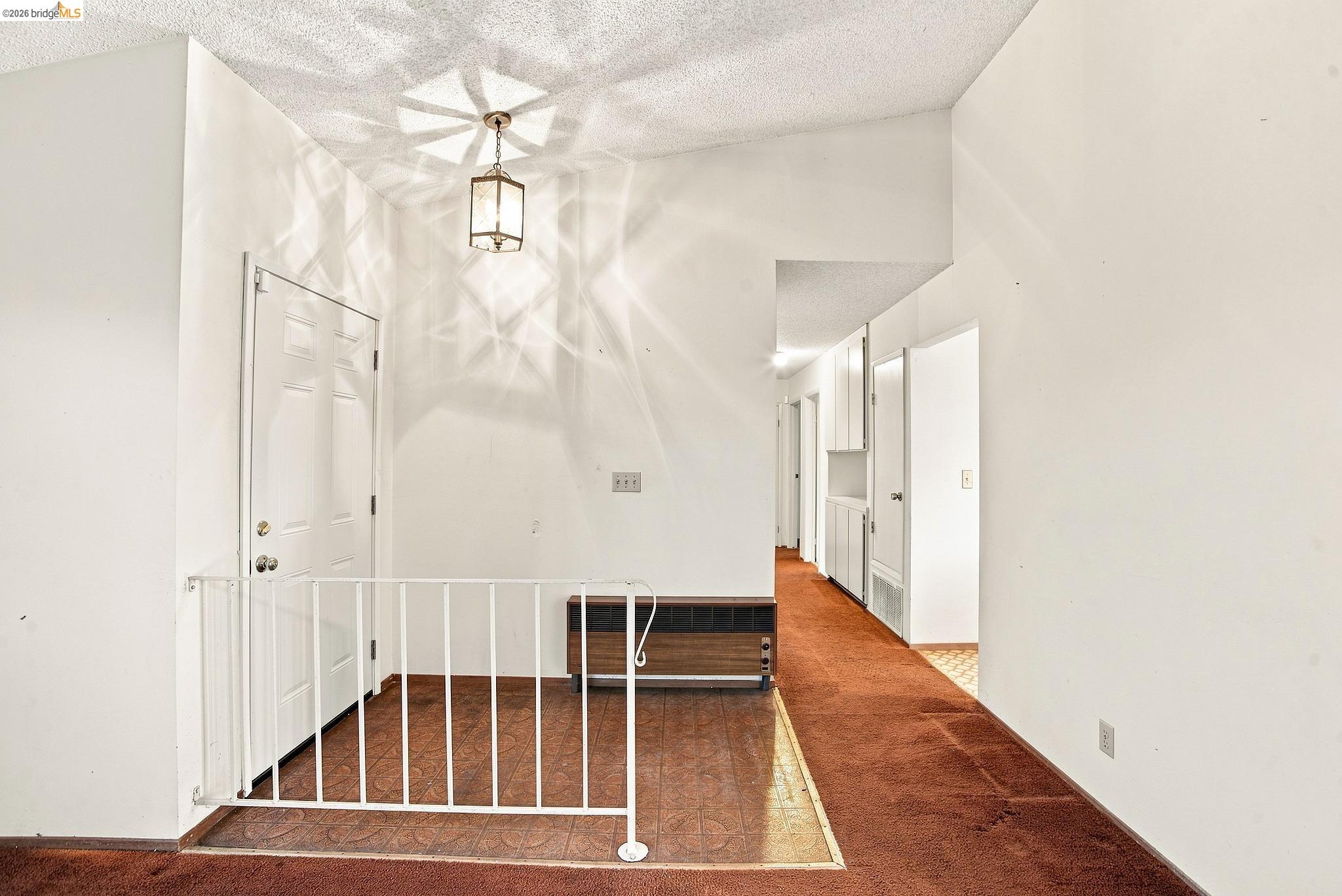 280 Pamela Ct