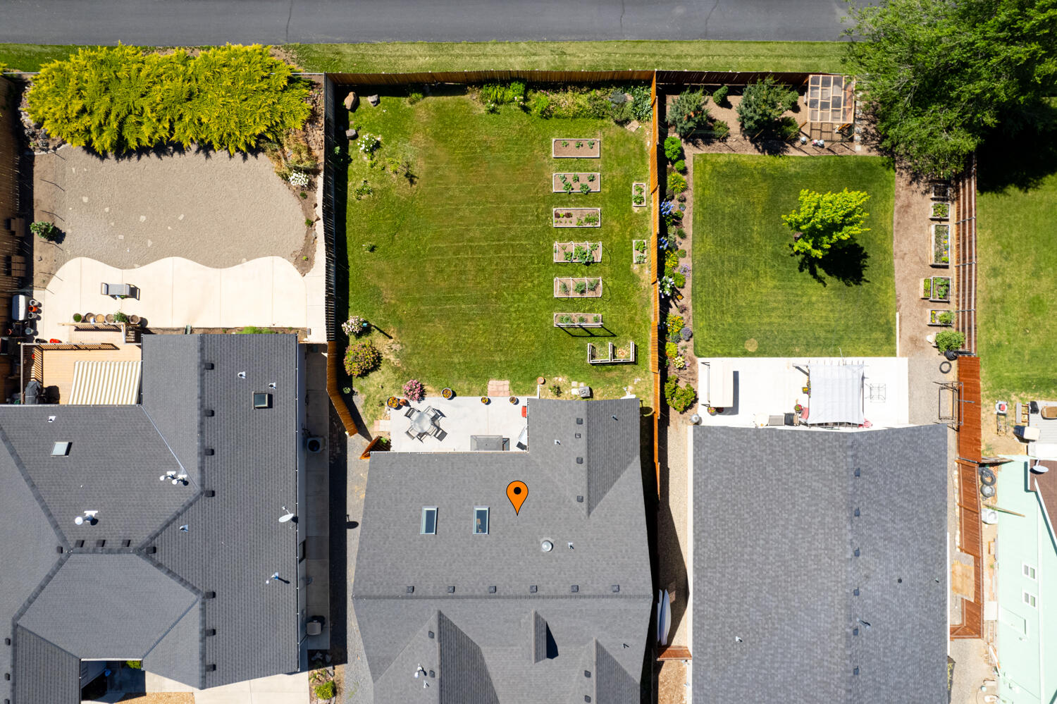 1112 NW Redwood Place