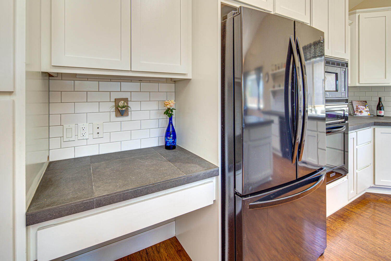 1112 NW Redwood Place