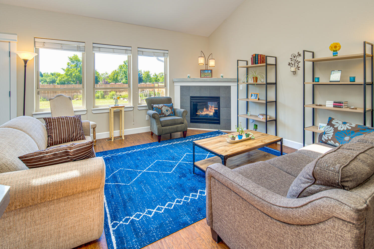 1112 NW Redwood Place