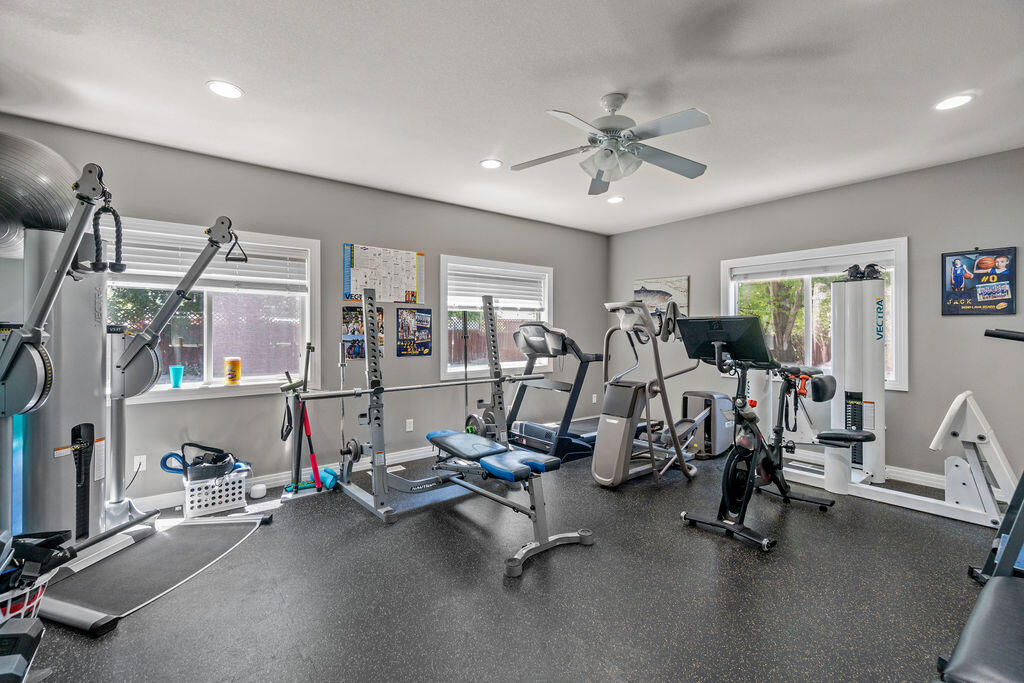 61135 Bonny Bridge