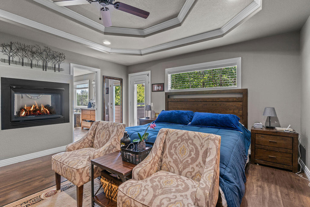61135 Bonny Bridge