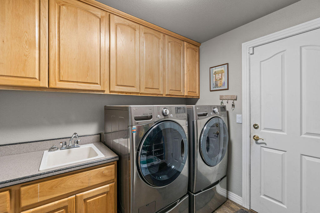 61135 Bonny Bridge