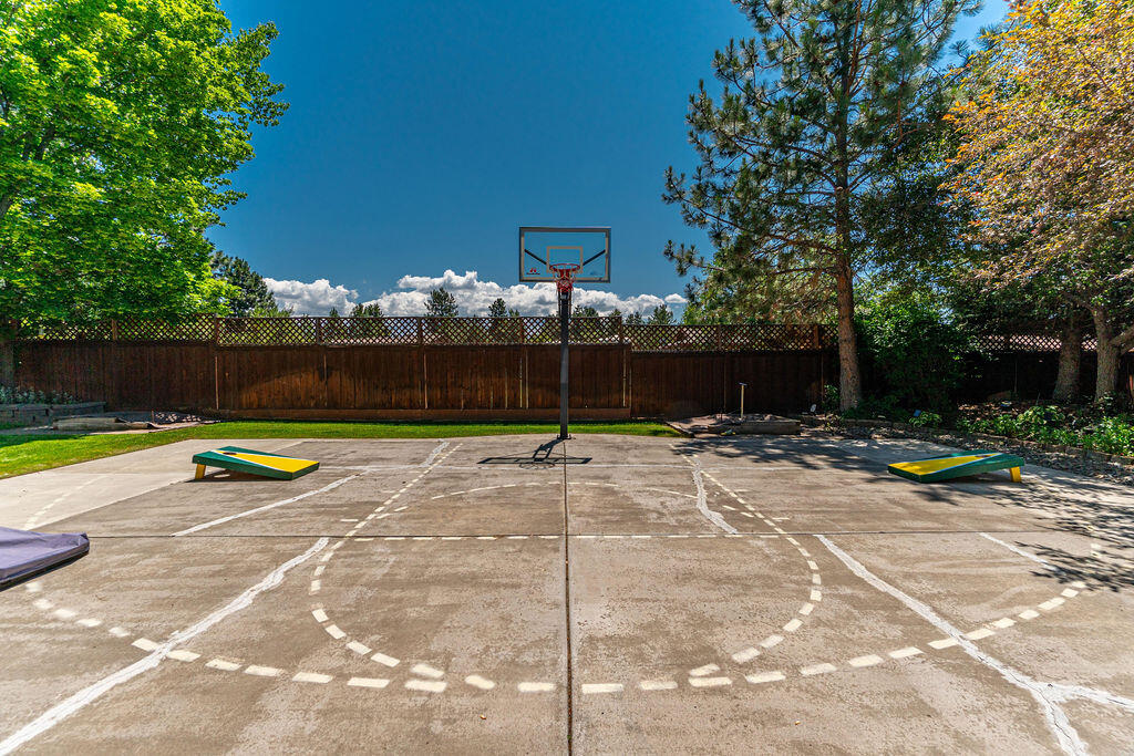 61135 Bonny Bridge