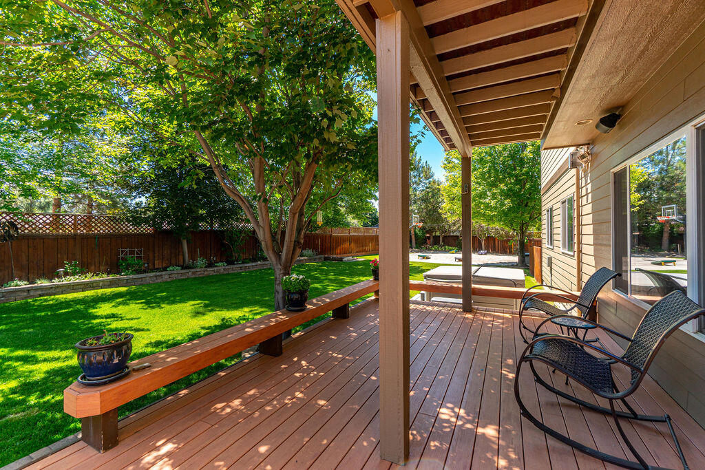 61135 Bonny Bridge