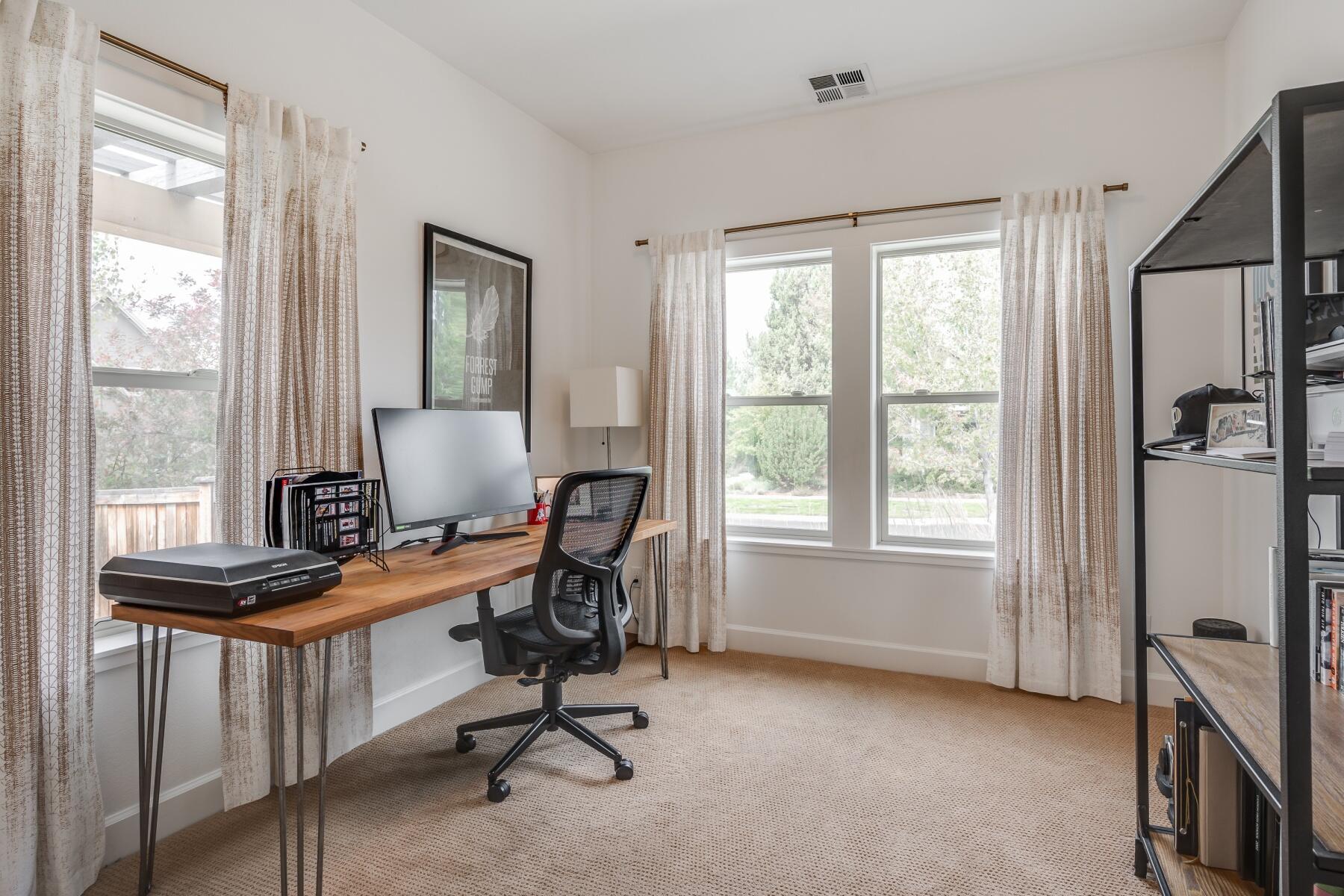 2124 NW High Lakes Loop