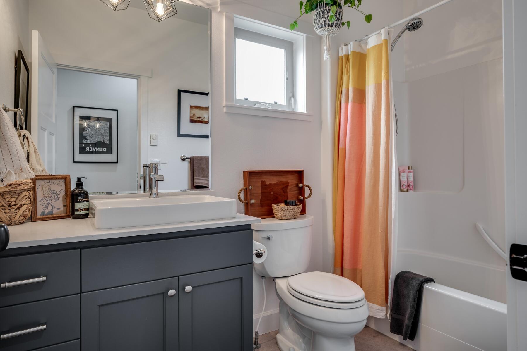 2124 NW High Lakes Loop