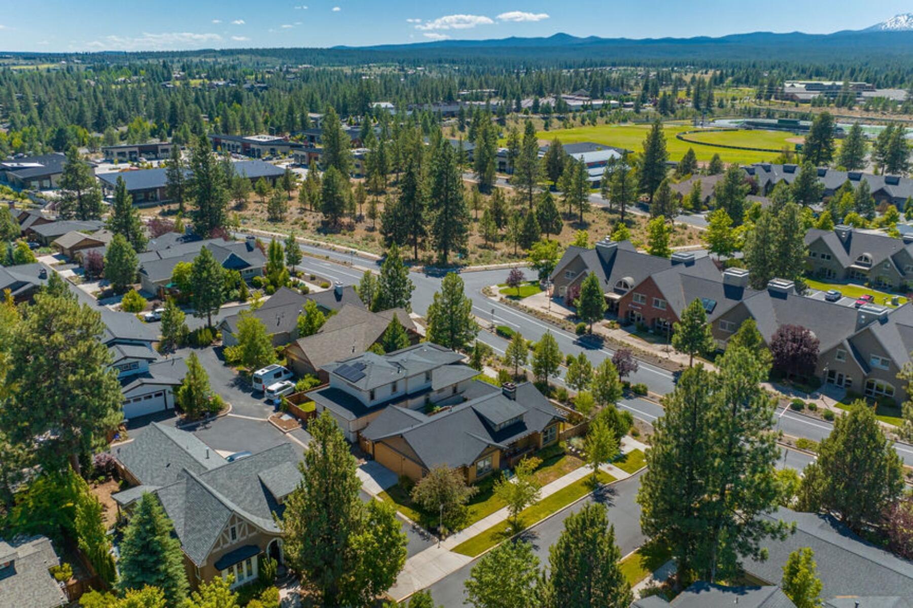 2124 NW High Lakes Loop