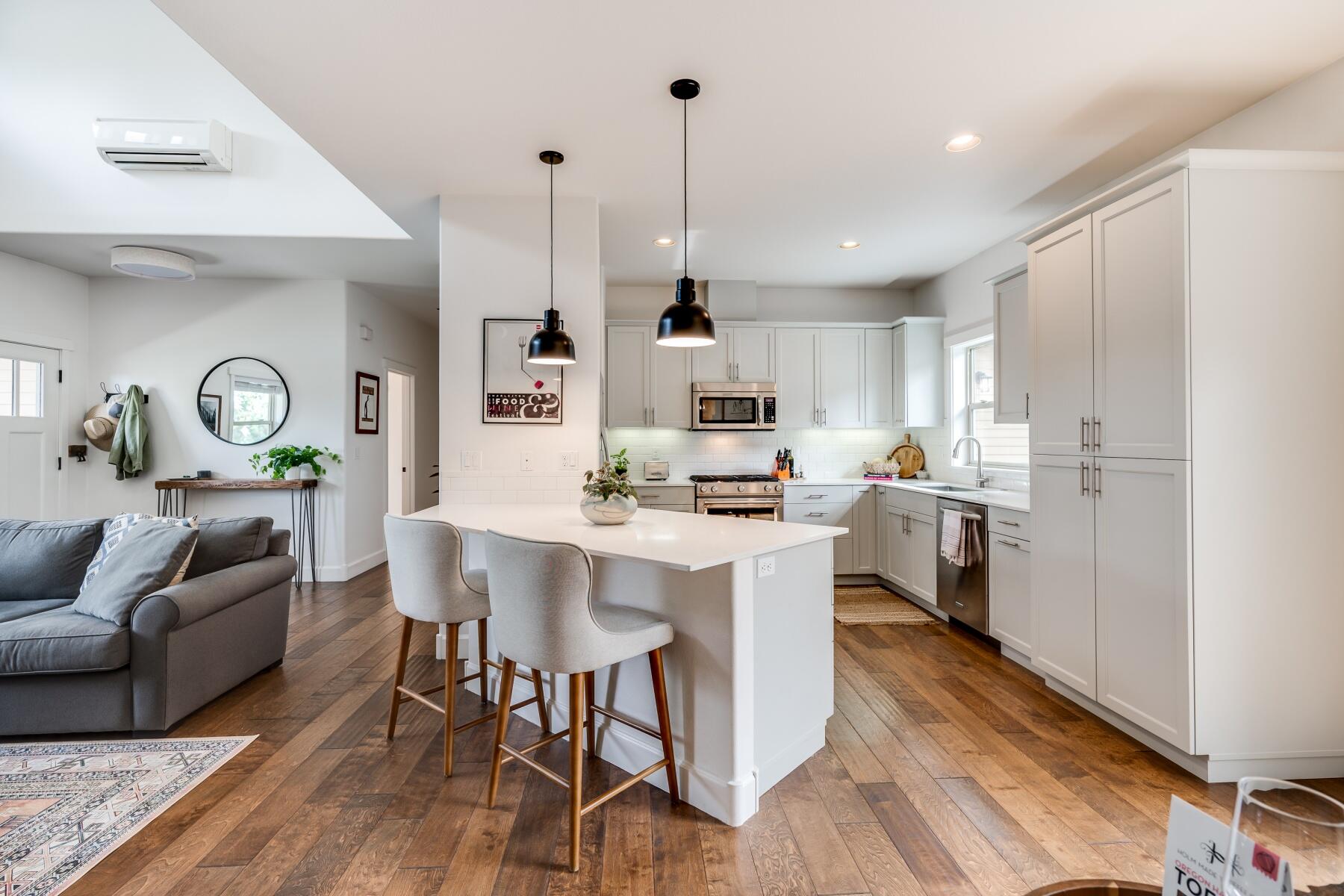 2124 NW High Lakes Loop