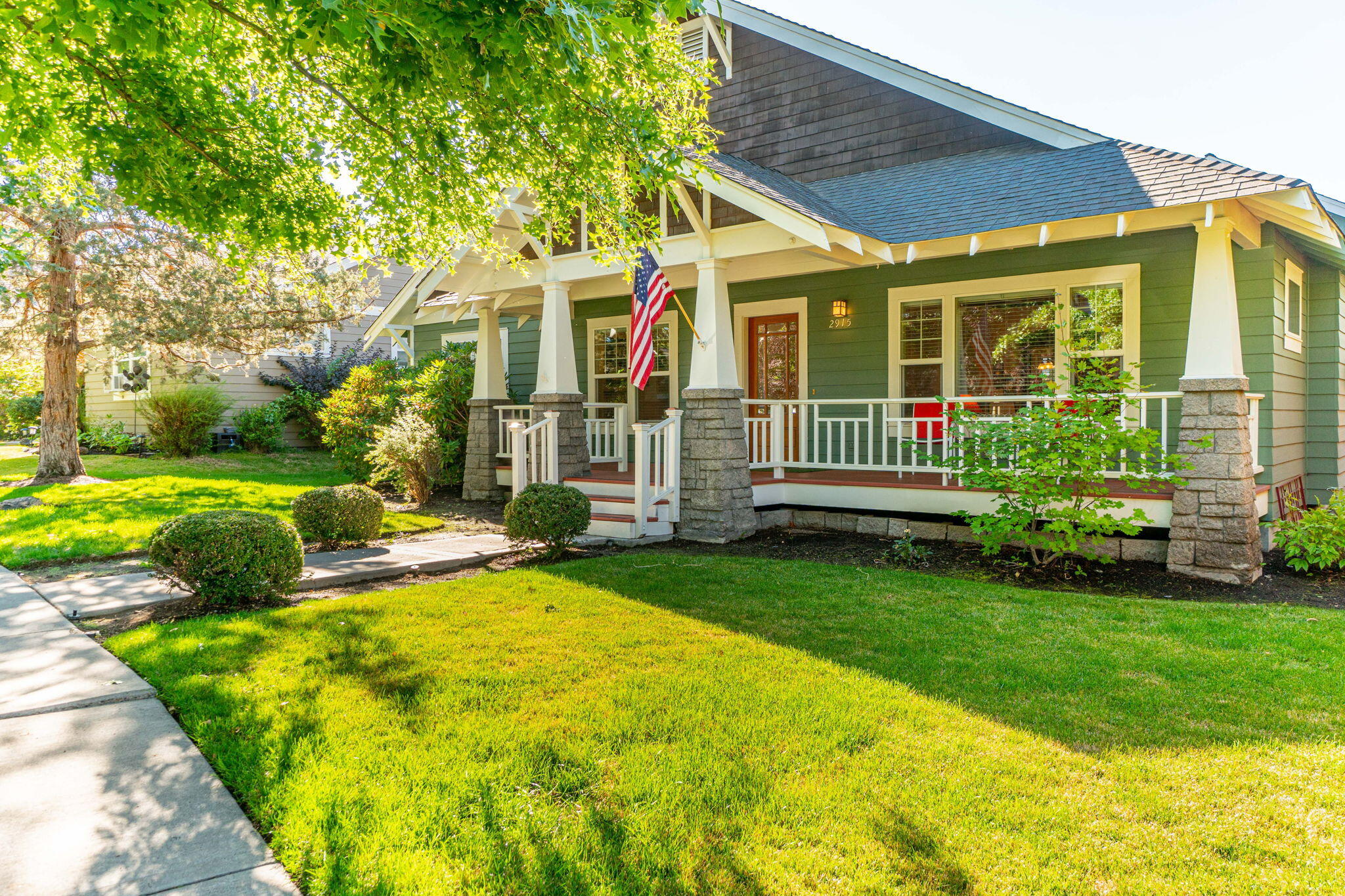 2915 NE Yellow Ribbon Drive