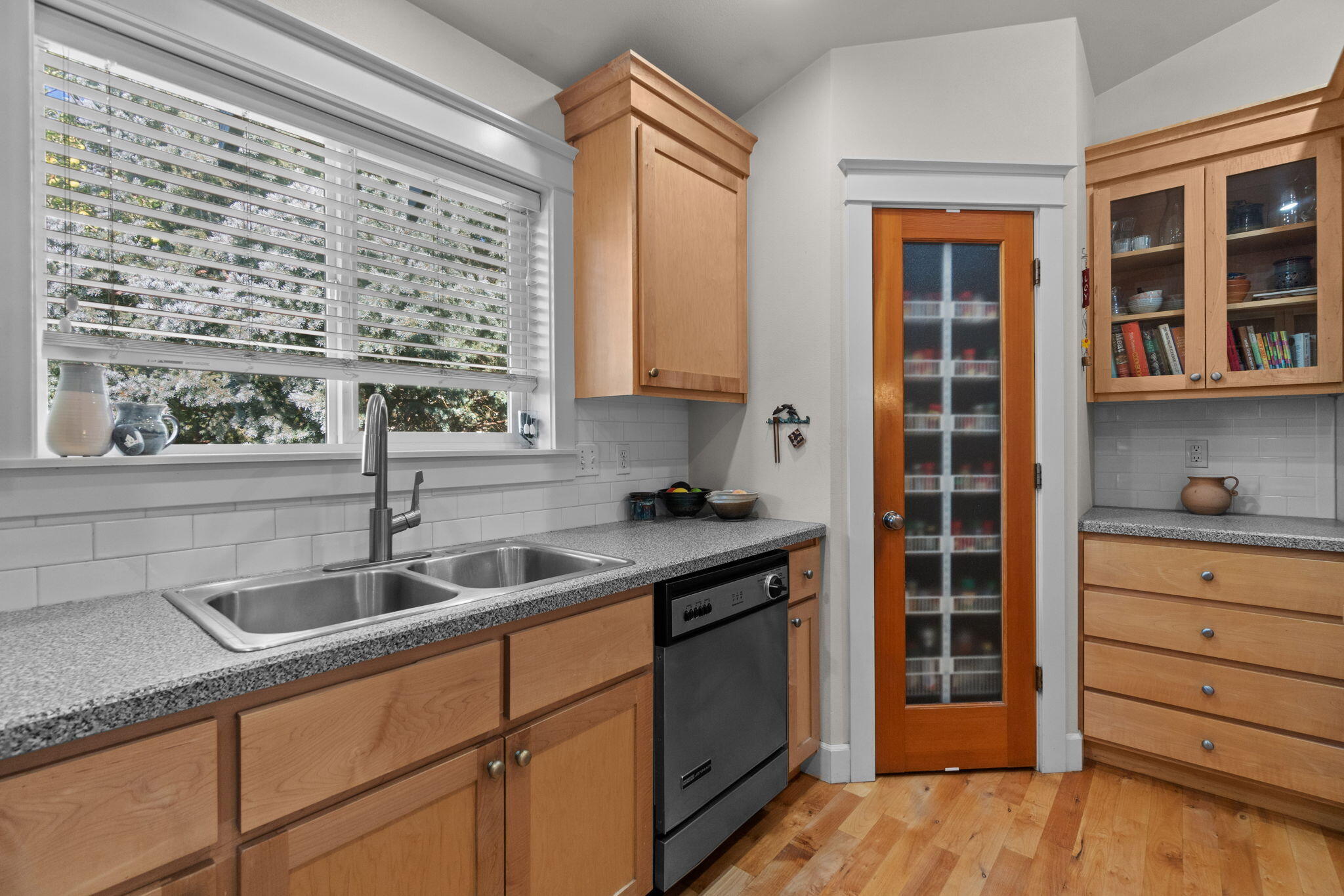 2915 NE Yellow Ribbon Drive