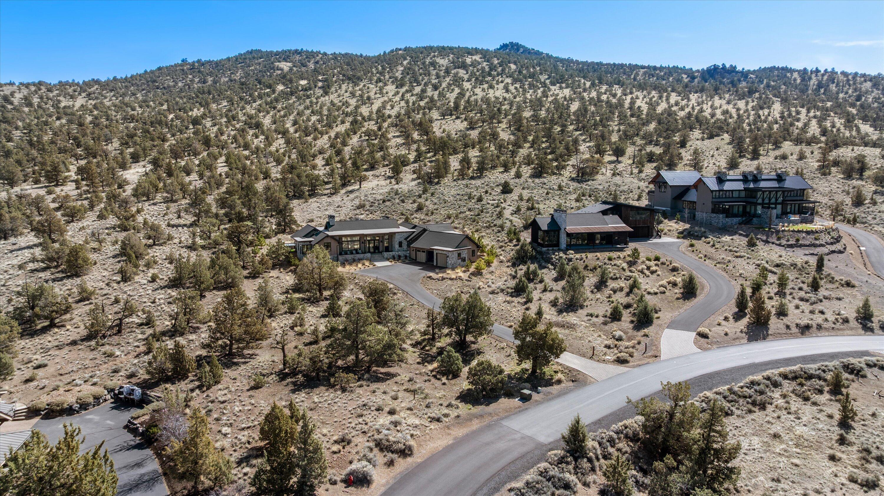 15202 S Hat Rock Loop