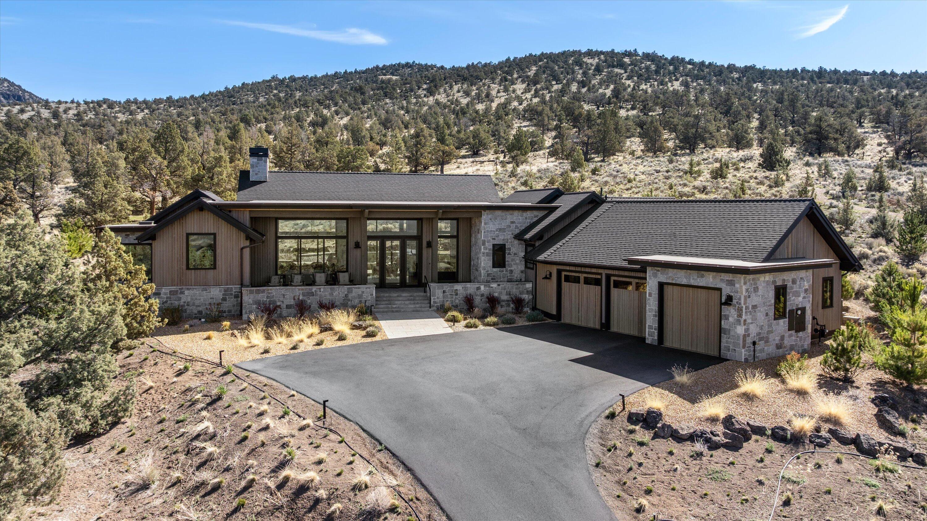 15202 S Hat Rock Loop