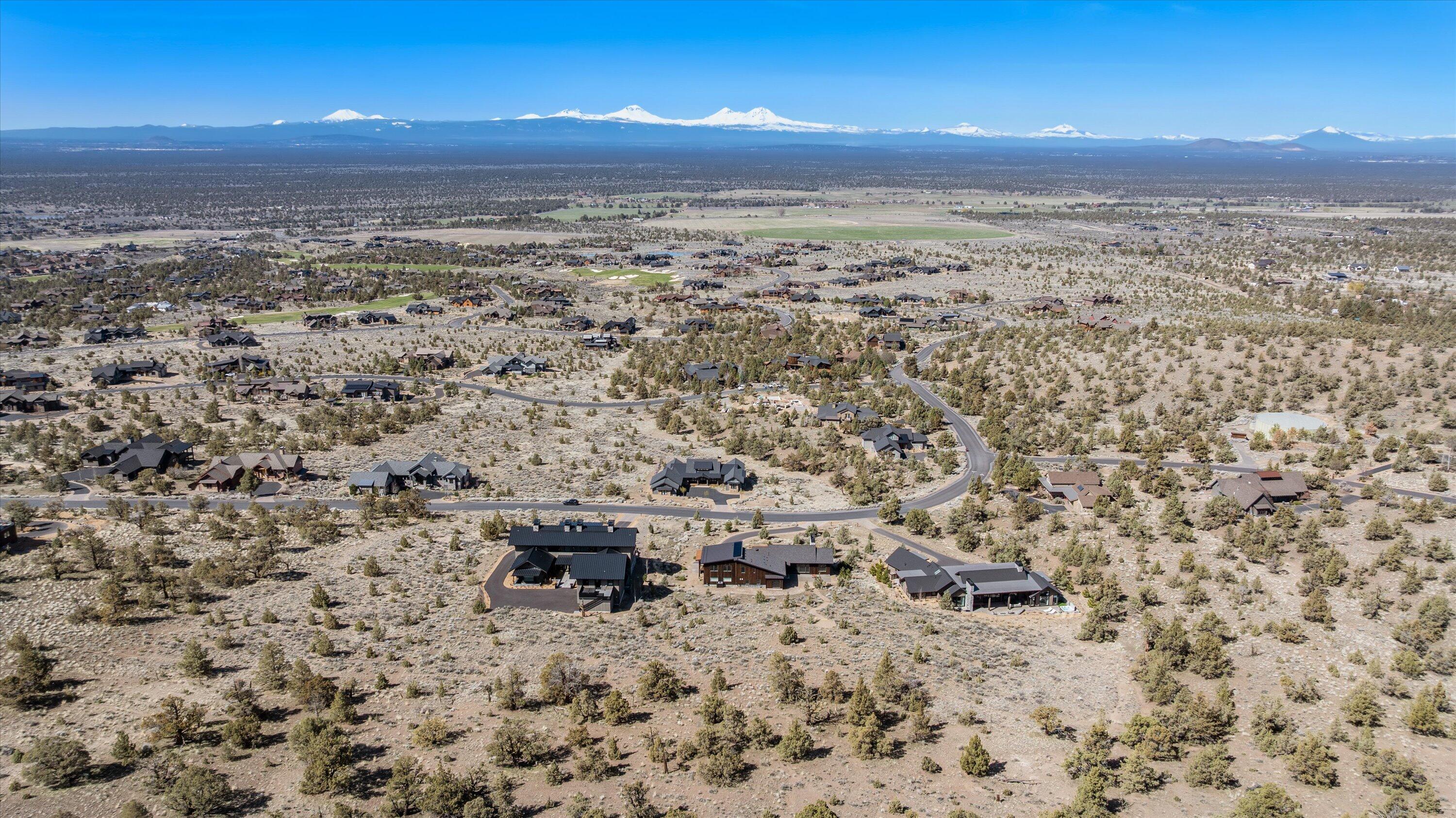 15202 S Hat Rock Loop
