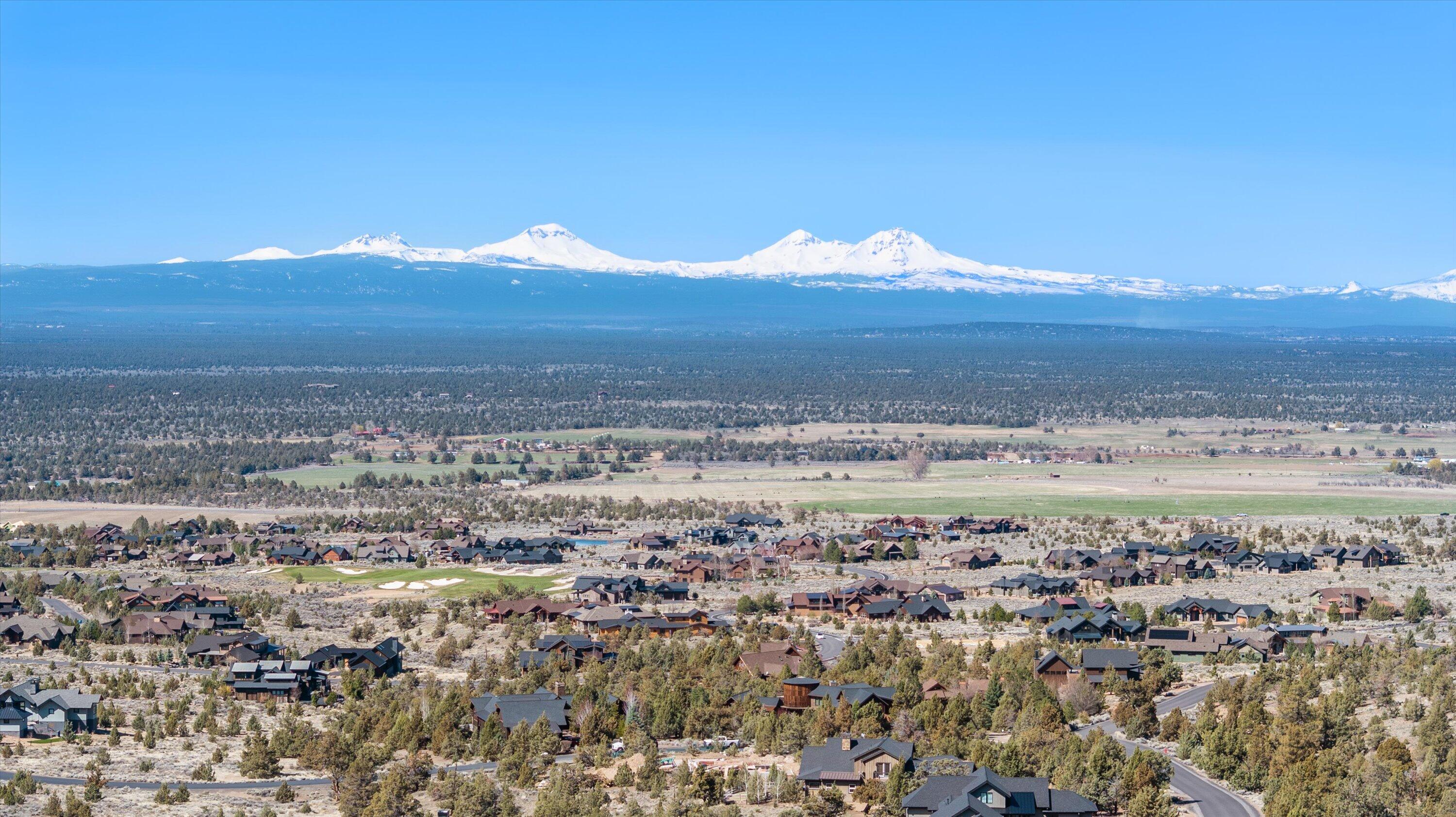 15202 S Hat Rock Loop