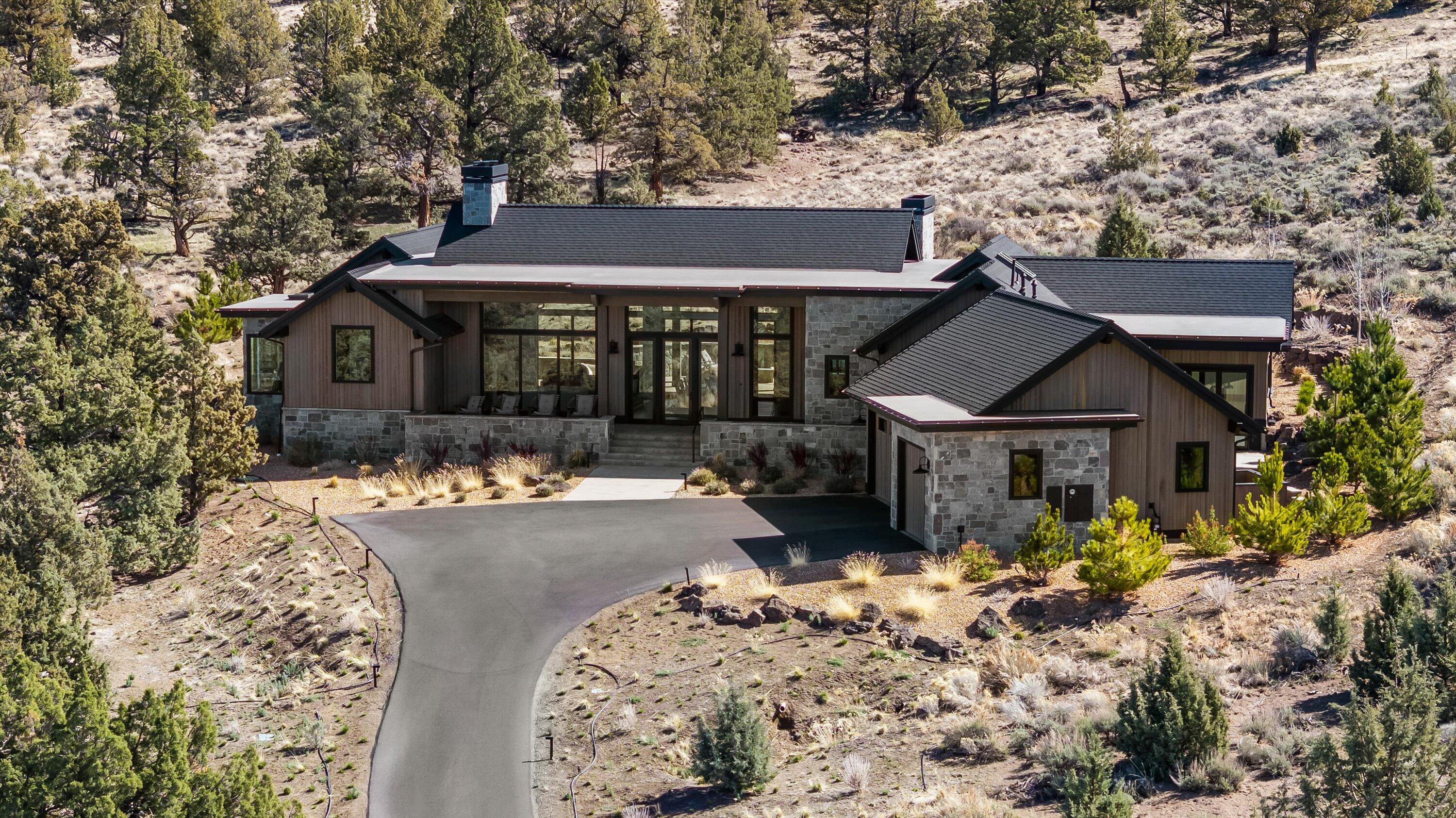 15202 S Hat Rock Loop