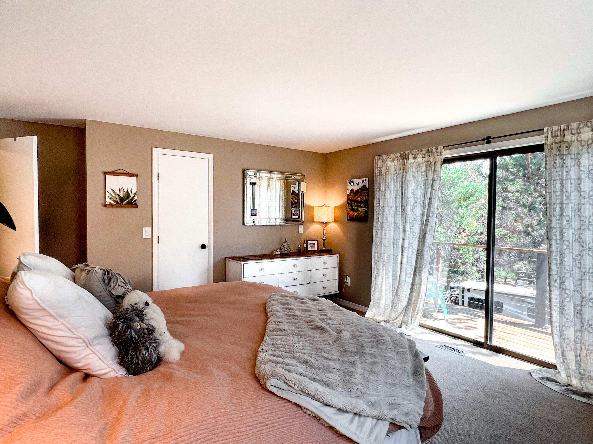 636 NW Silver Buckle Road