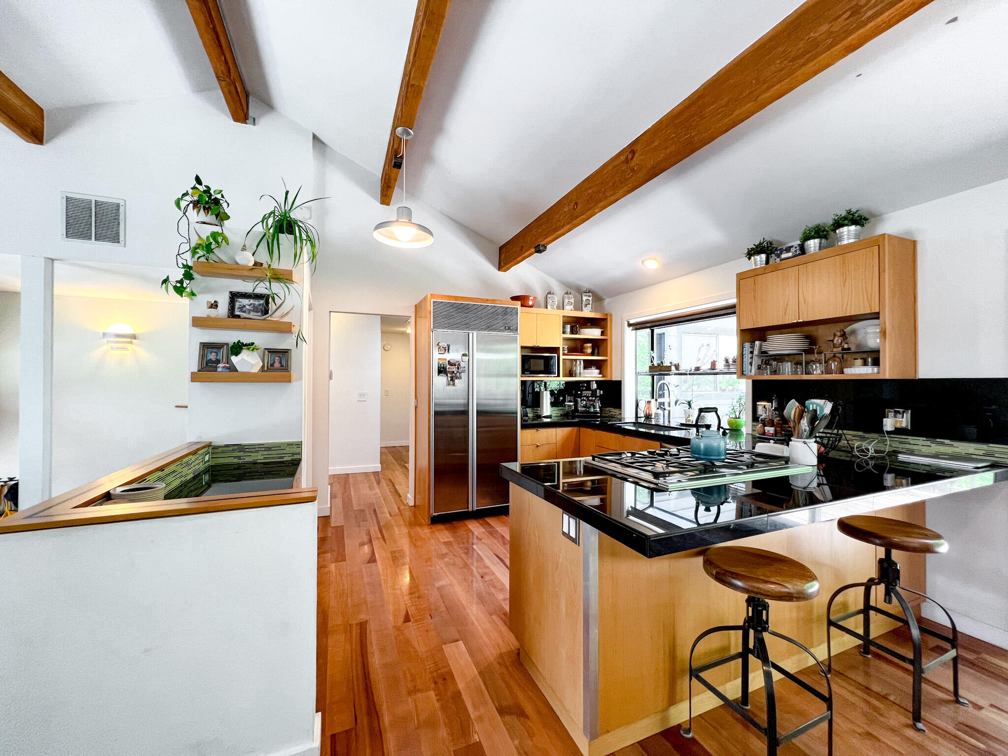 636 NW Silver Buckle Road