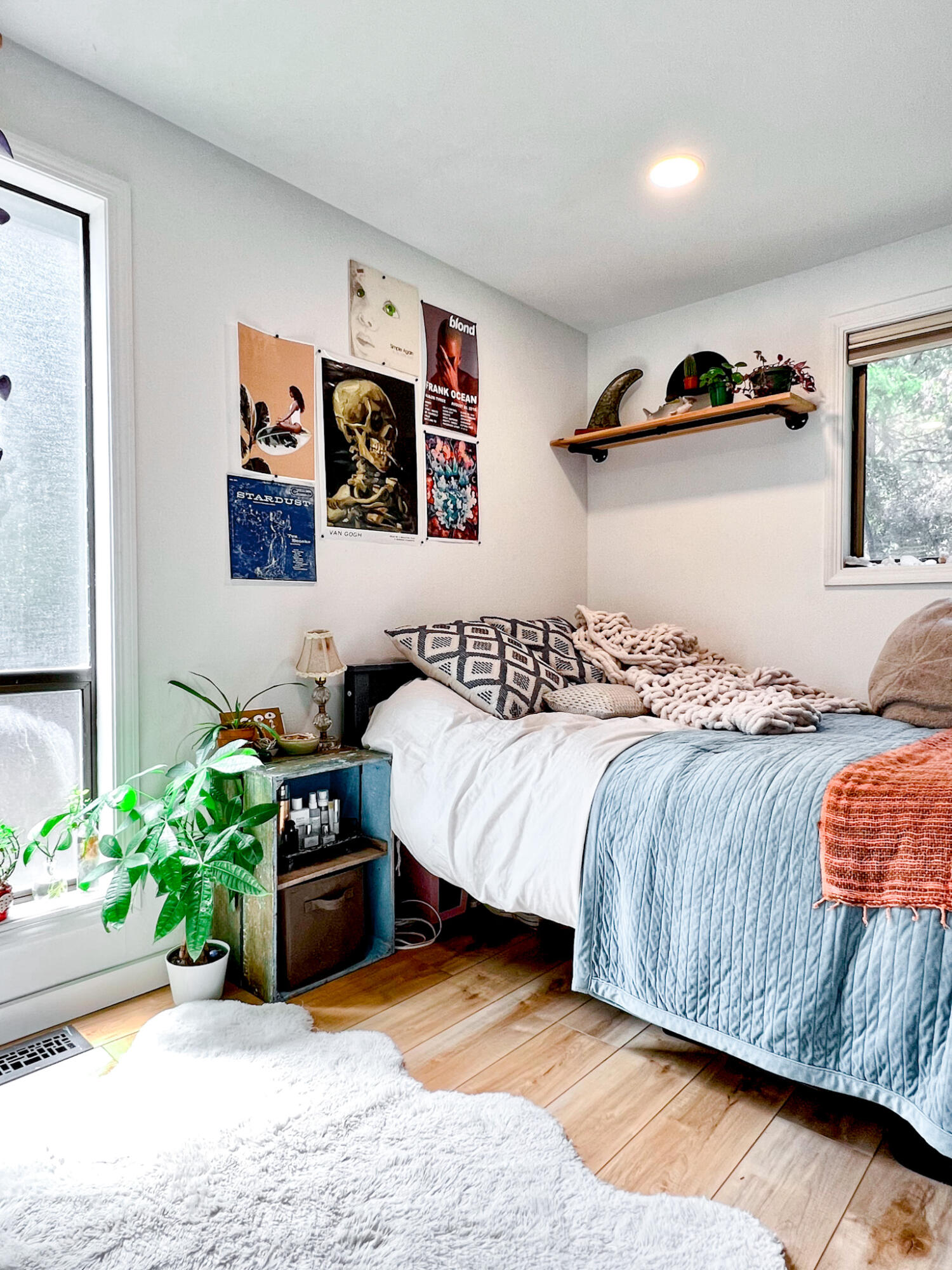 636 NW Silver Buckle Road