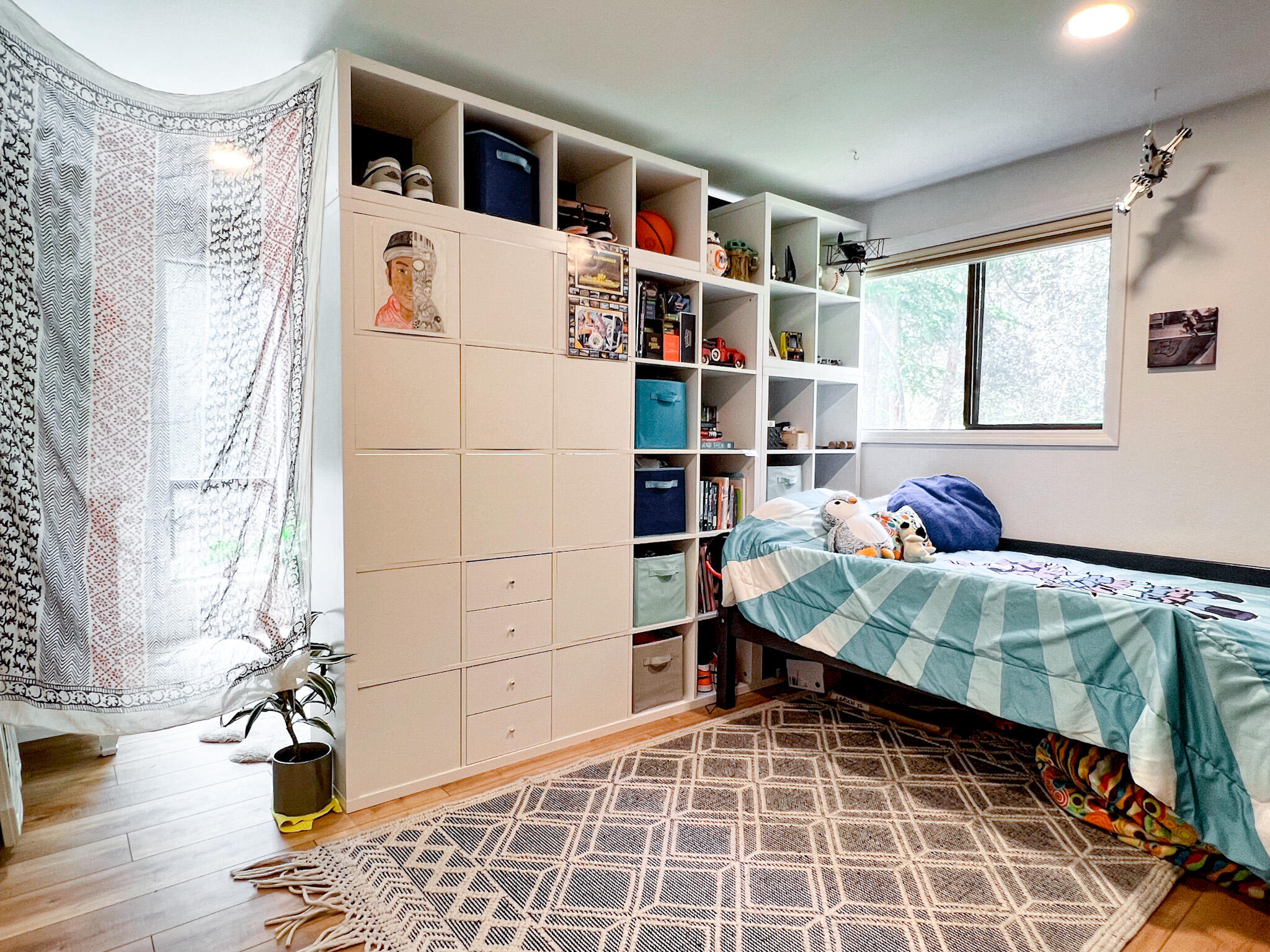 636 NW Silver Buckle Road