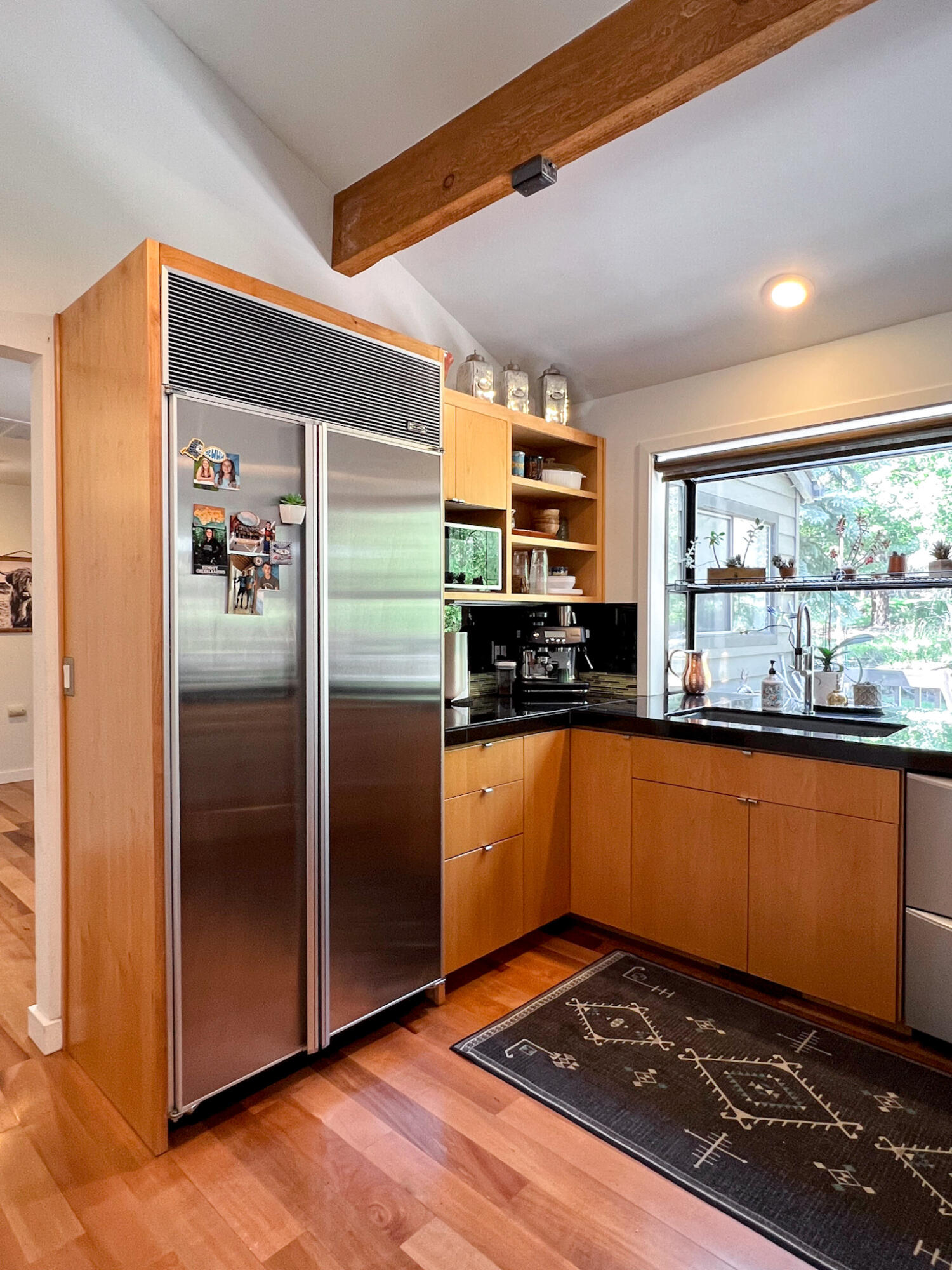 636 NW Silver Buckle Road