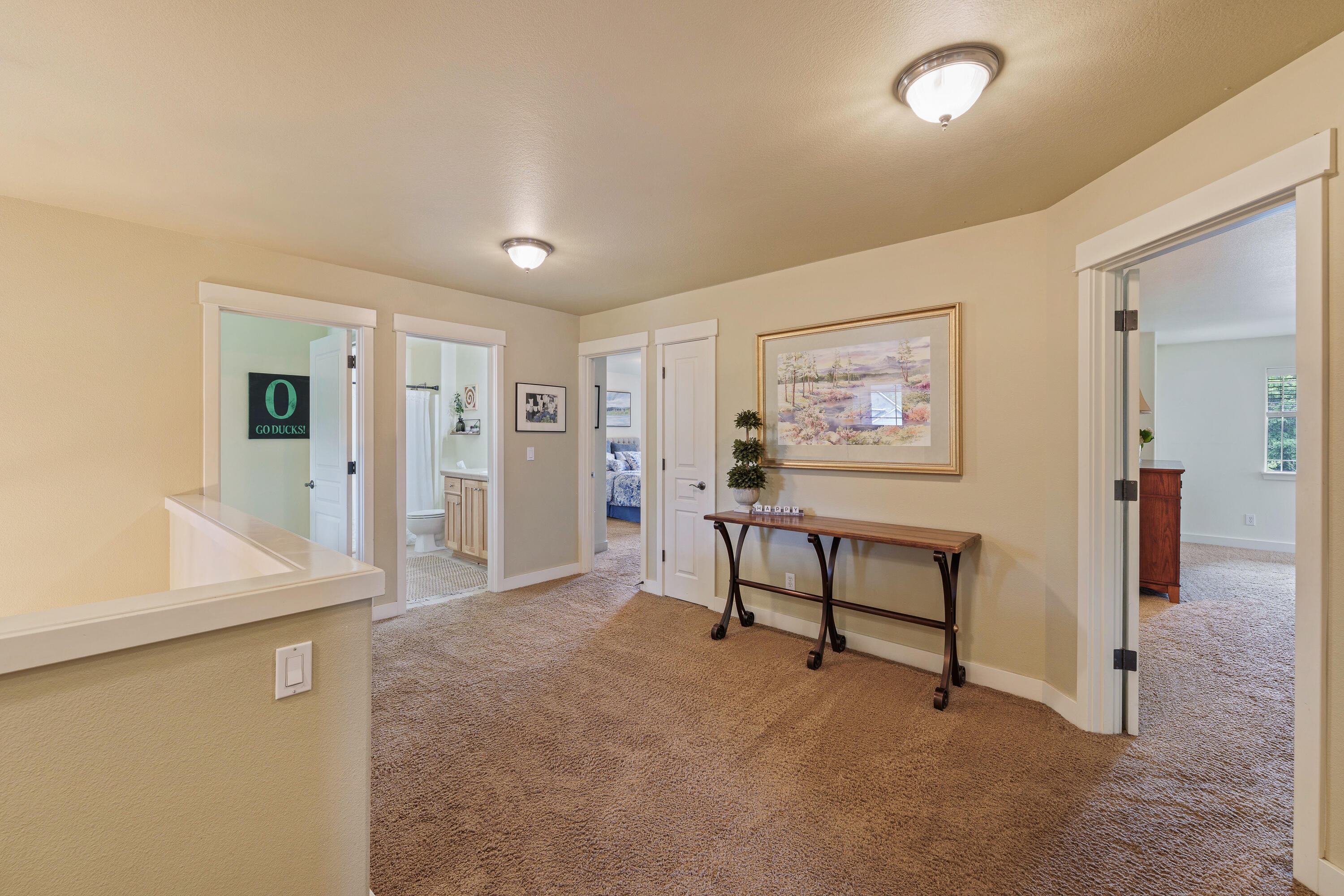 137 NW Outlook Vista Drive