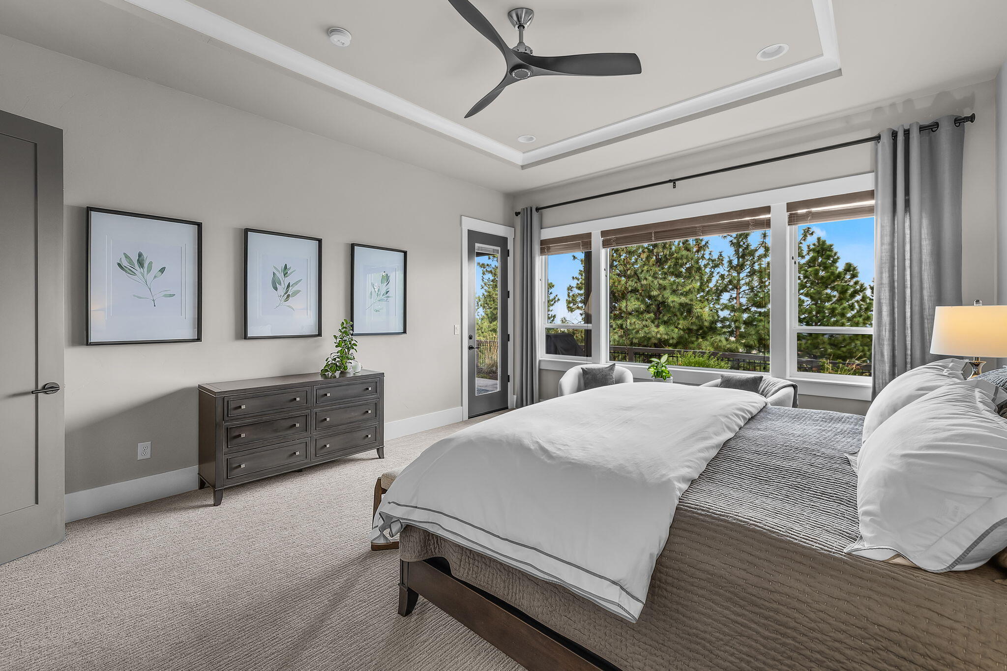 3082 NW Hidden Ridge Drive