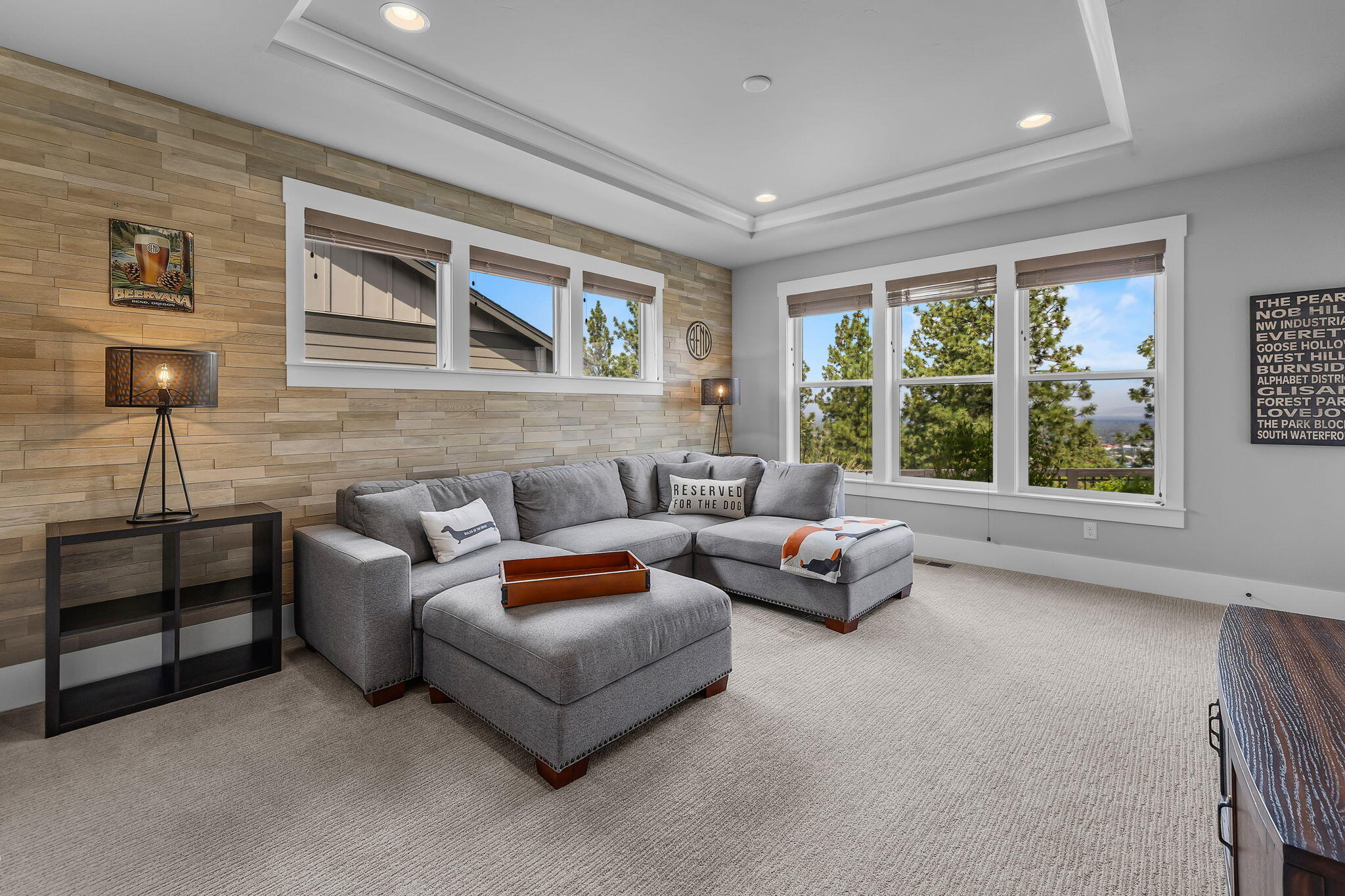3082 NW Hidden Ridge Drive