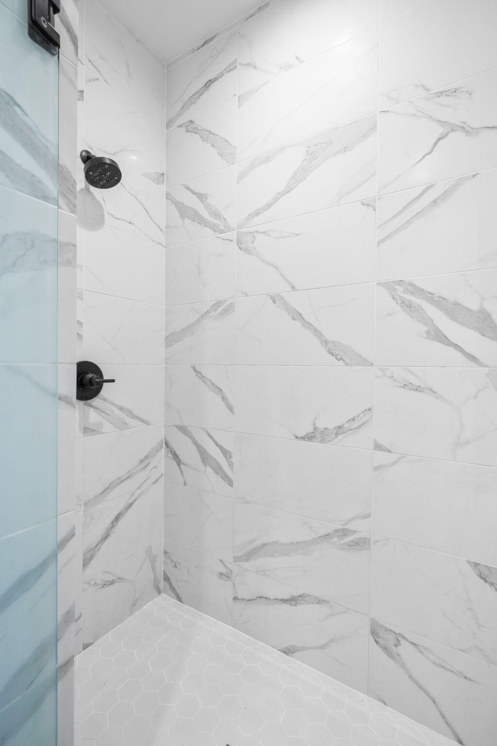 4327 SW Badger Creek Drive