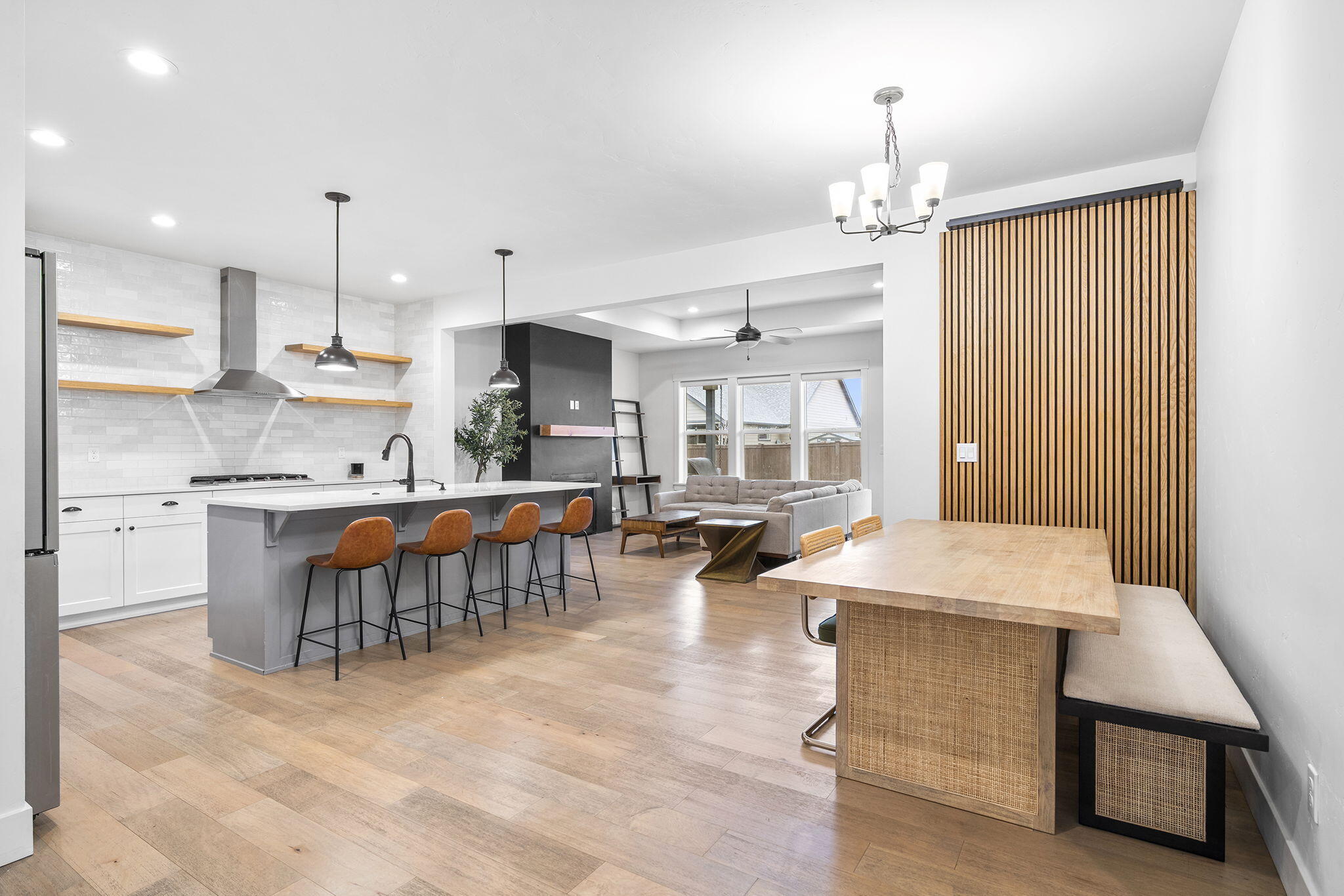 4327 SW Badger Creek Drive