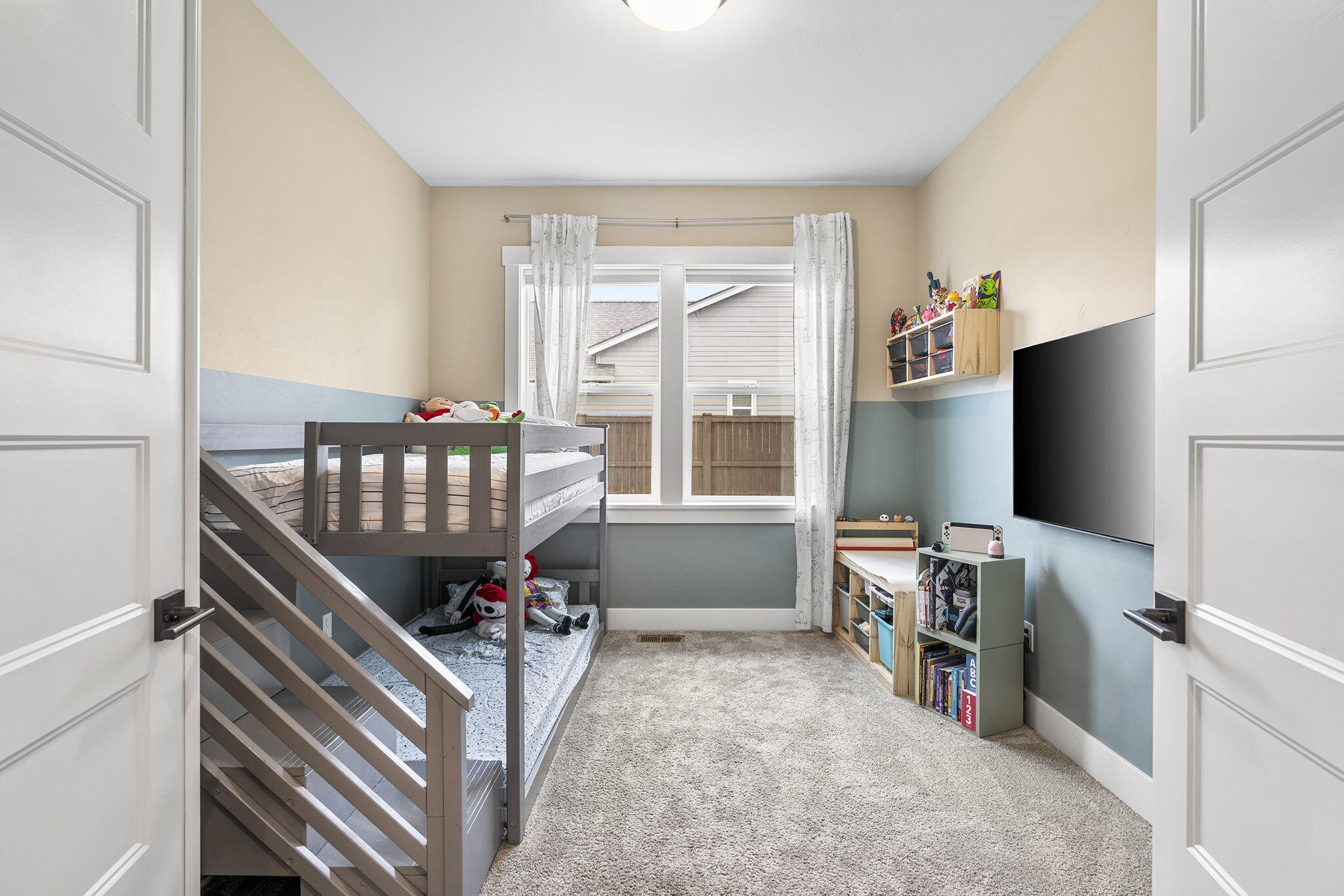 4327 SW Badger Creek Drive