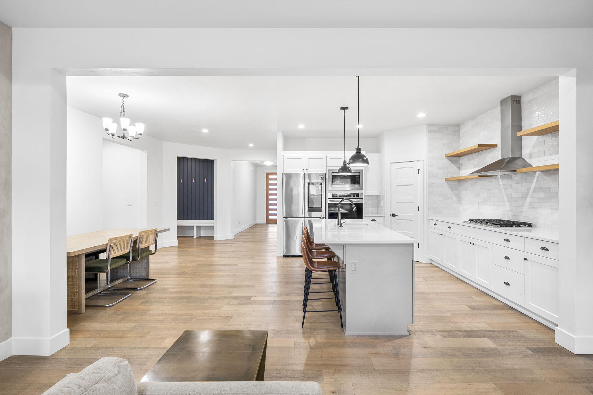 4327 SW Badger Creek Drive