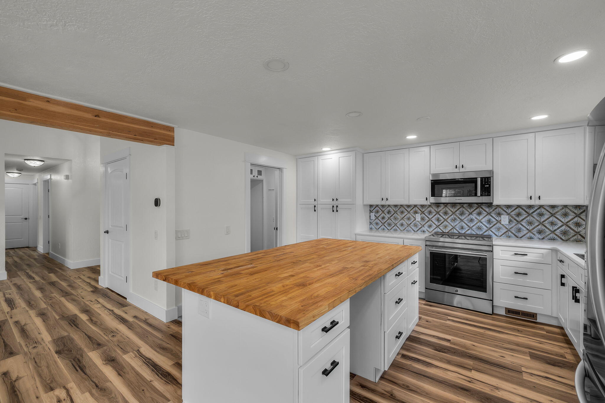 61114 Deer Valley Drive