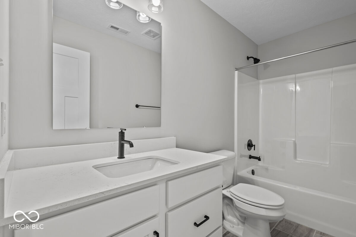 4299 Douro Trail