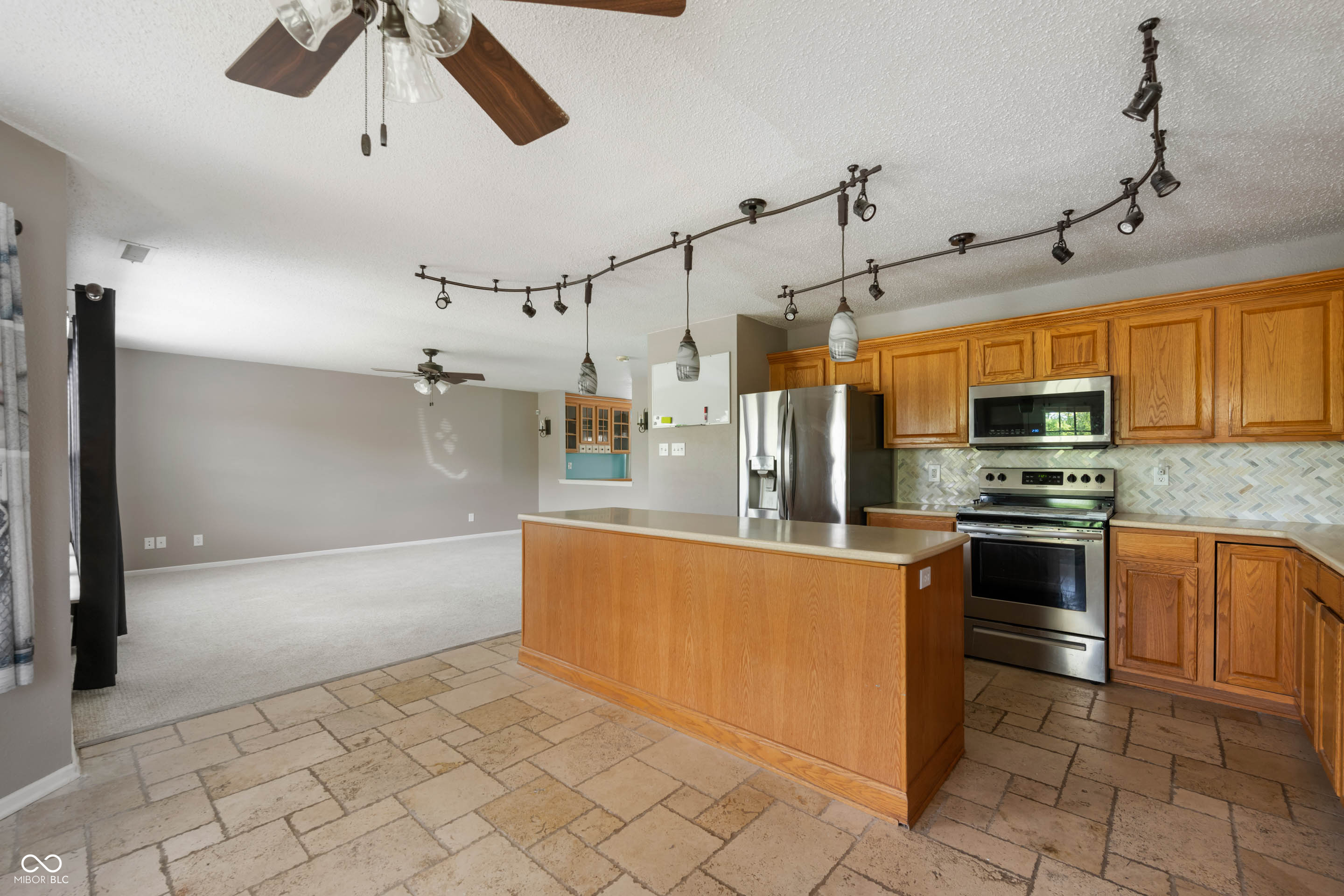 1255 Lemon Grass Court