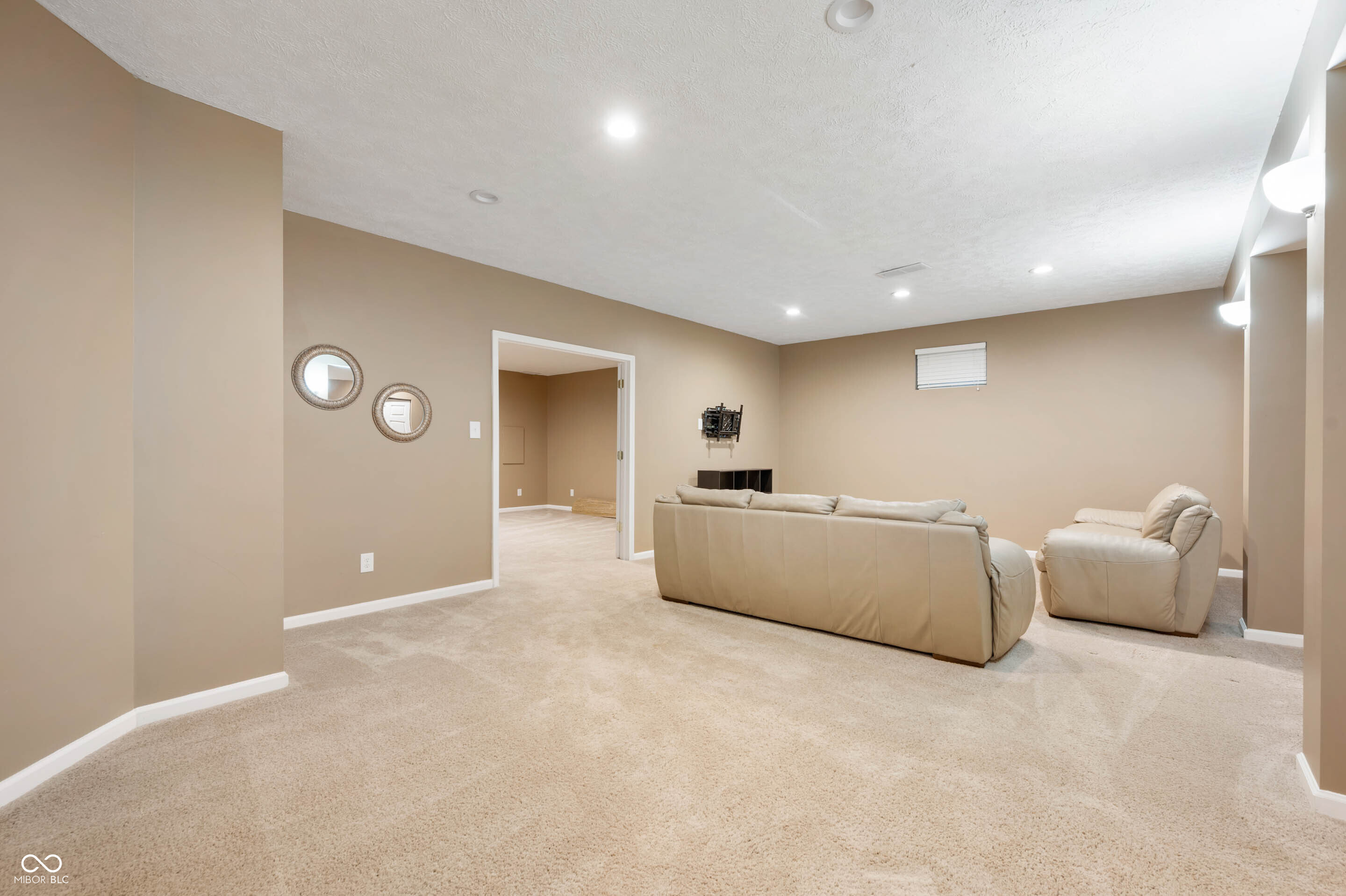 5946 Garden Gate Way