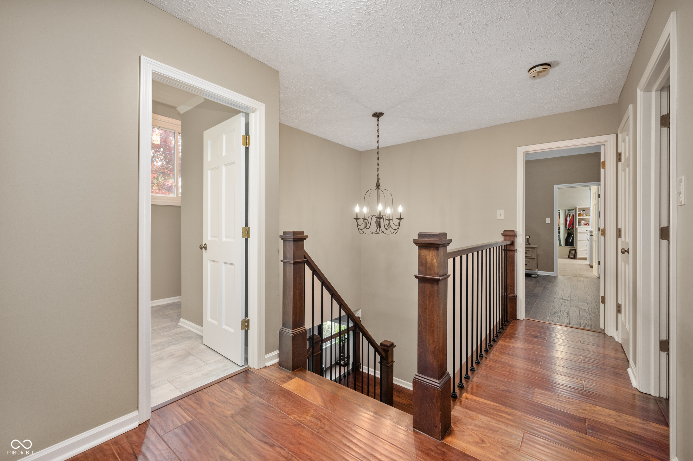 4841 Woodfield Drive