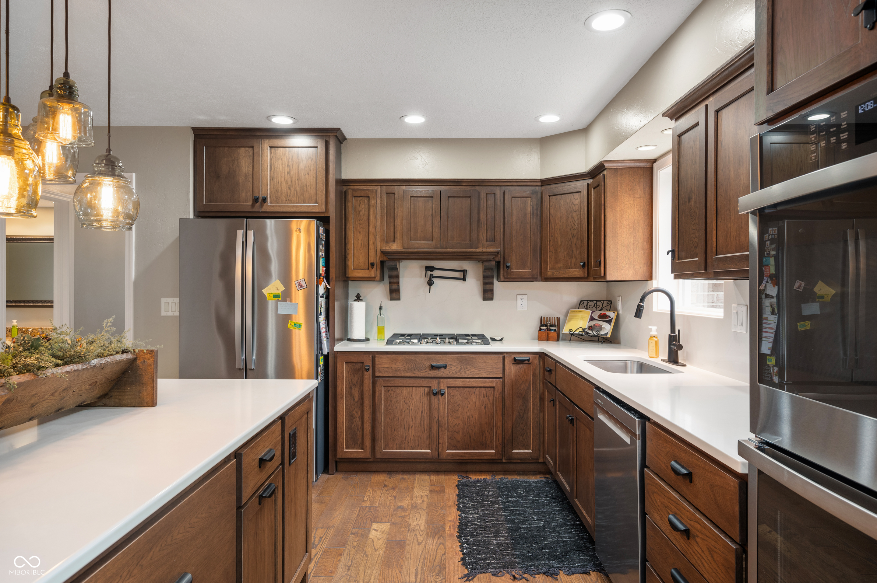 4841 Woodfield Drive