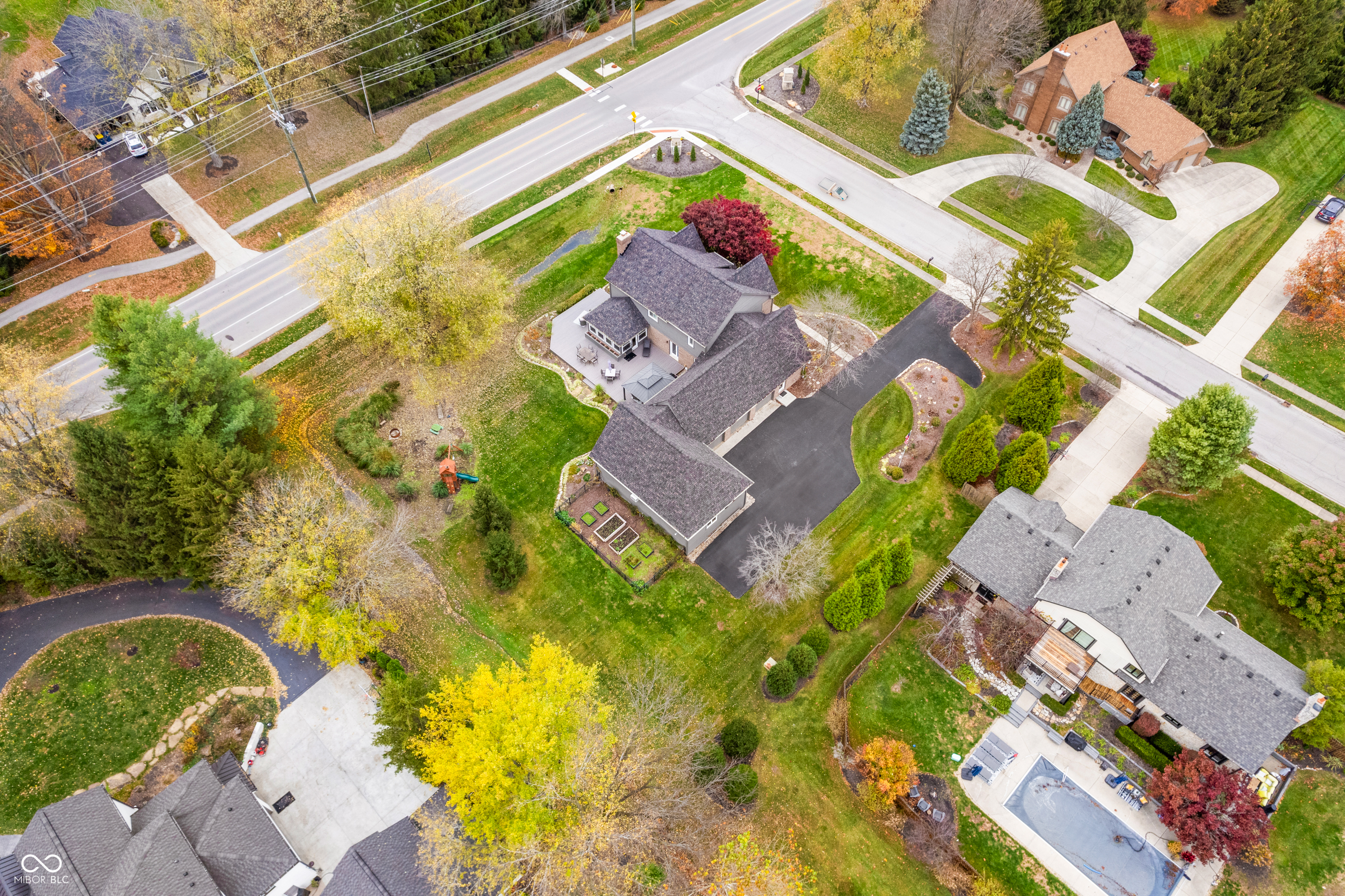 4841 Woodfield Drive