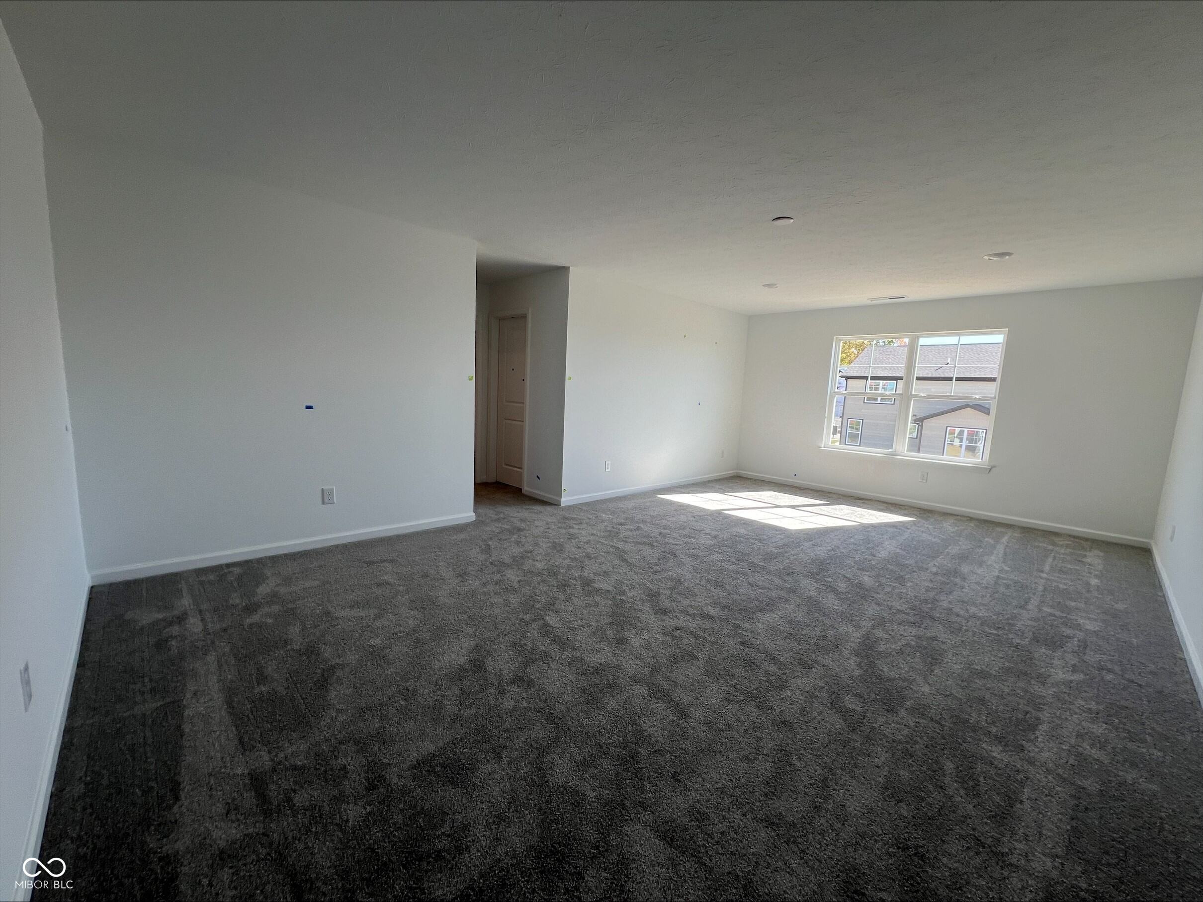 605 Tess Boulevard