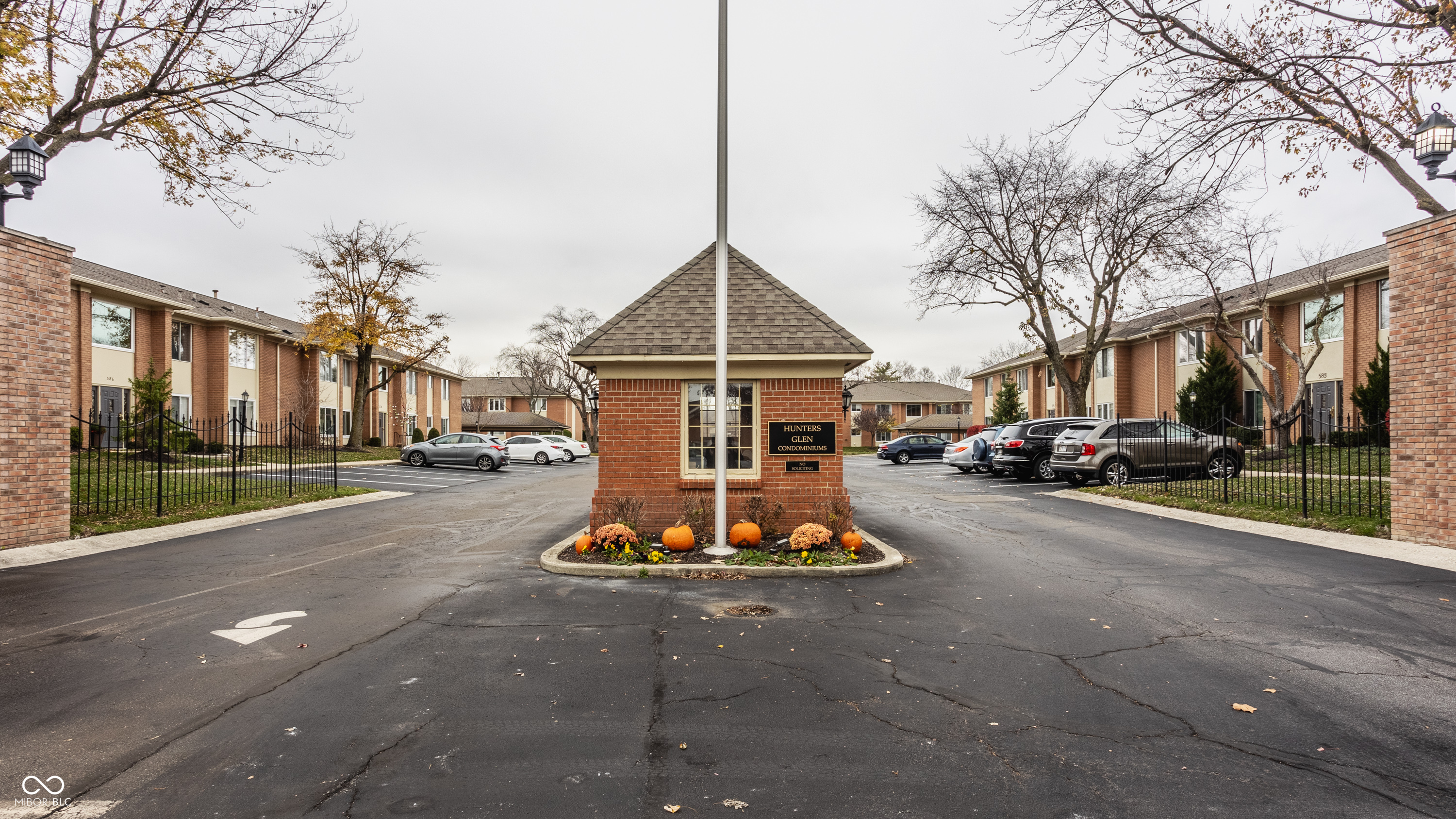 589 E Hunters Drive Unit: D
