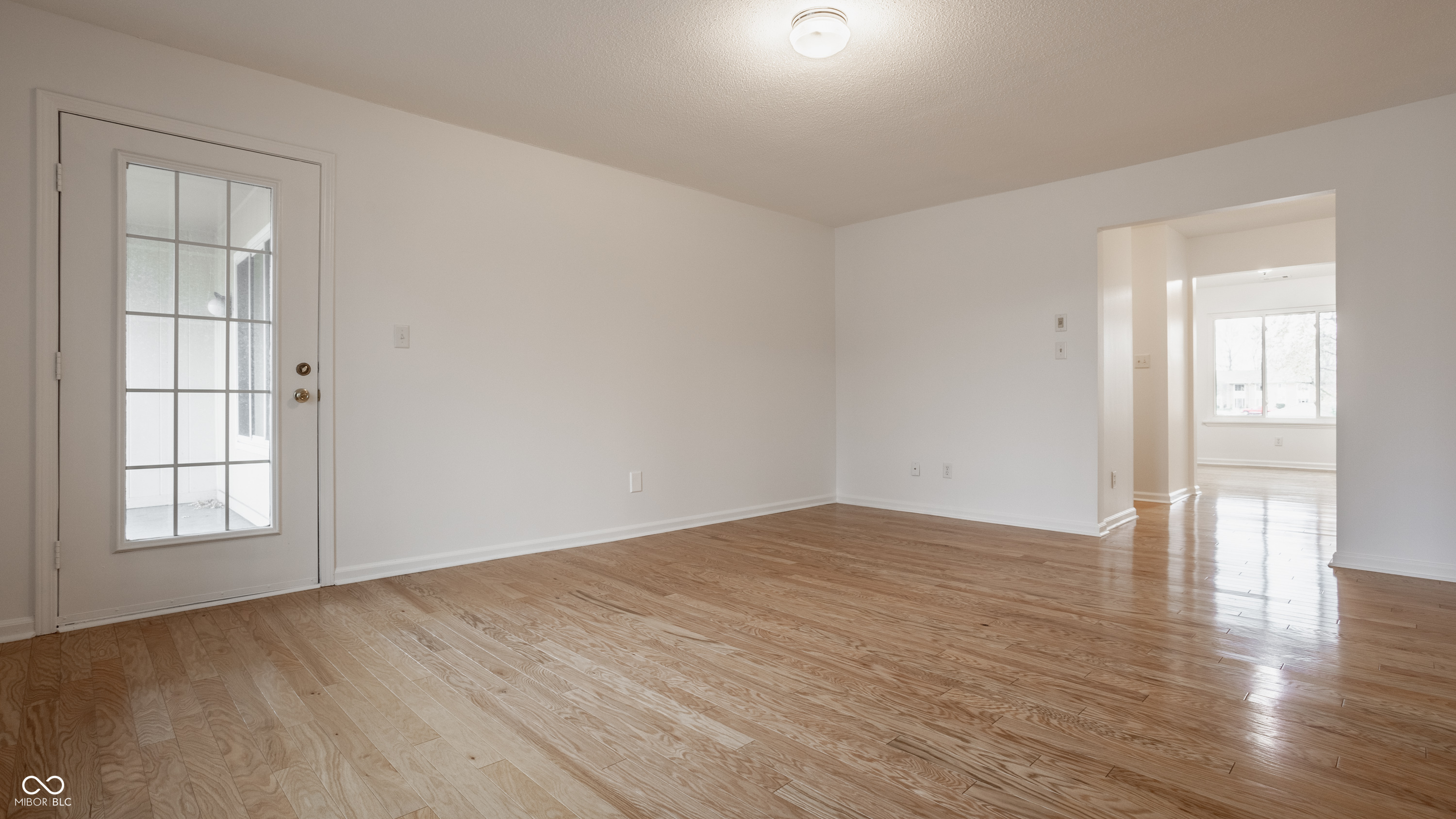 589 E Hunters Drive Unit: D