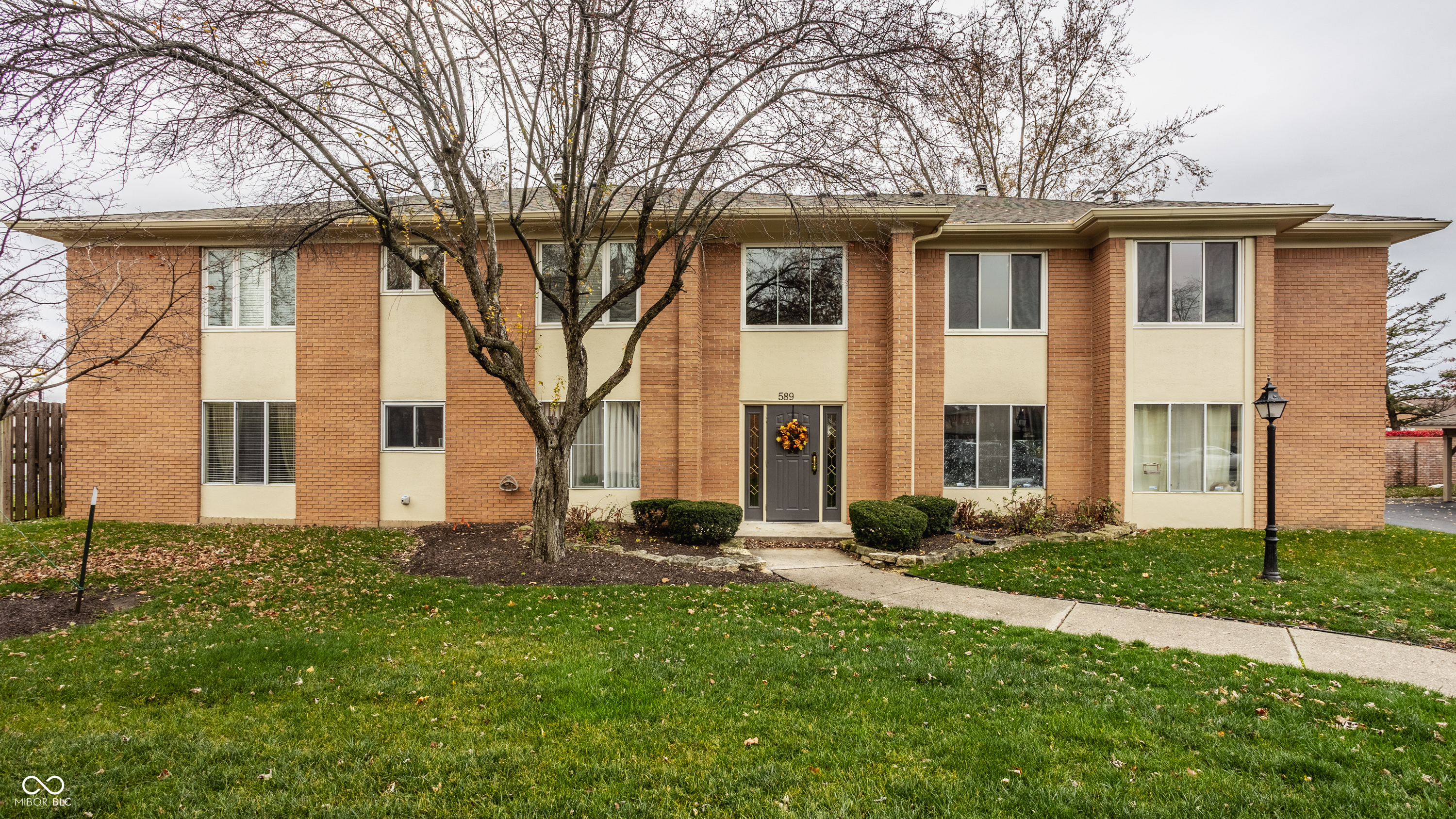 589 E Hunters Drive Unit: D