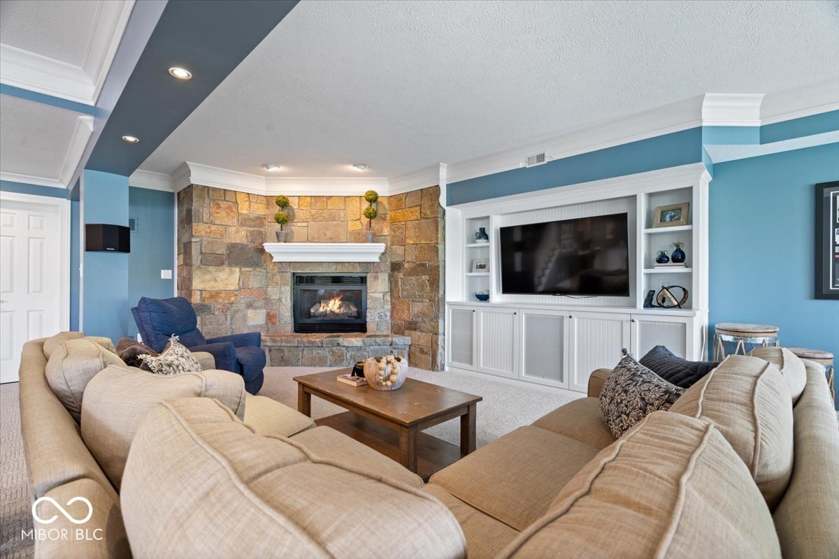 5898 Silas Court